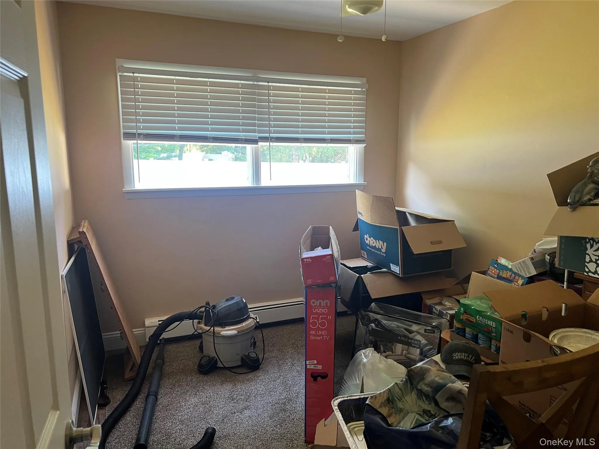 16 Briaroot Drive, Smithtown, NY, 4 Bedrooms Bedrooms, 8 Rooms Rooms,1 BathroomBathrooms,Residential Lease,For Rent,Briaroot,0,1011101 16 Briaroot Drive, Smithtown, NY, 4 Bedrooms Bedrooms, 8 Rooms Rooms,1 BathroomBathrooms,Residential Lease,For Rent,Briaroot,0,1011101