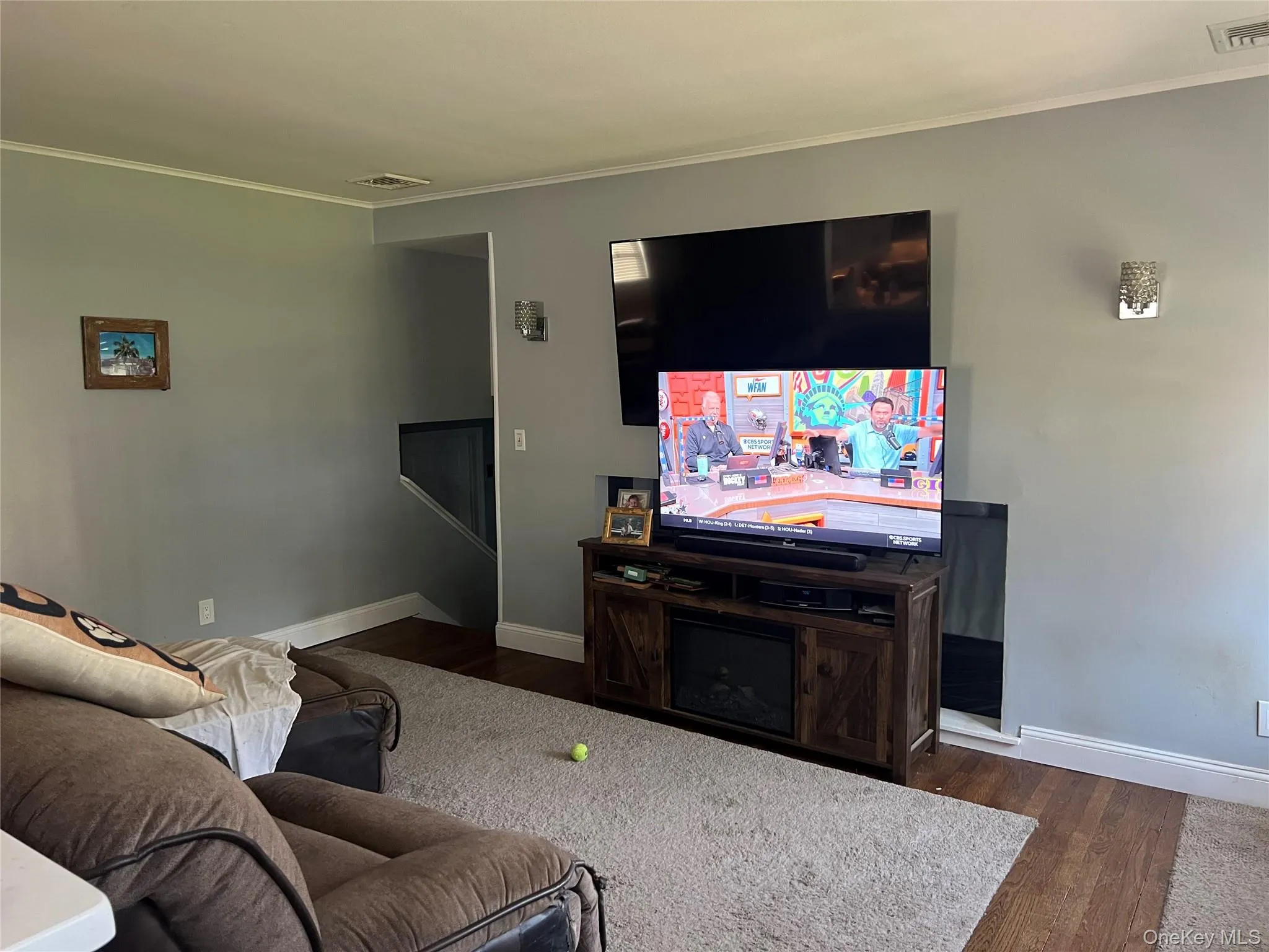 16 Briaroot Drive, Smithtown, NY, 4 Bedrooms Bedrooms, 8 Rooms Rooms,1 BathroomBathrooms,Residential Lease,For Rent,Briaroot,0,1011101 16 Briaroot Drive, Smithtown, NY, 4 Bedrooms Bedrooms, 8 Rooms Rooms,1 BathroomBathrooms,Residential Lease,For Rent,Briaroot,0,1011101