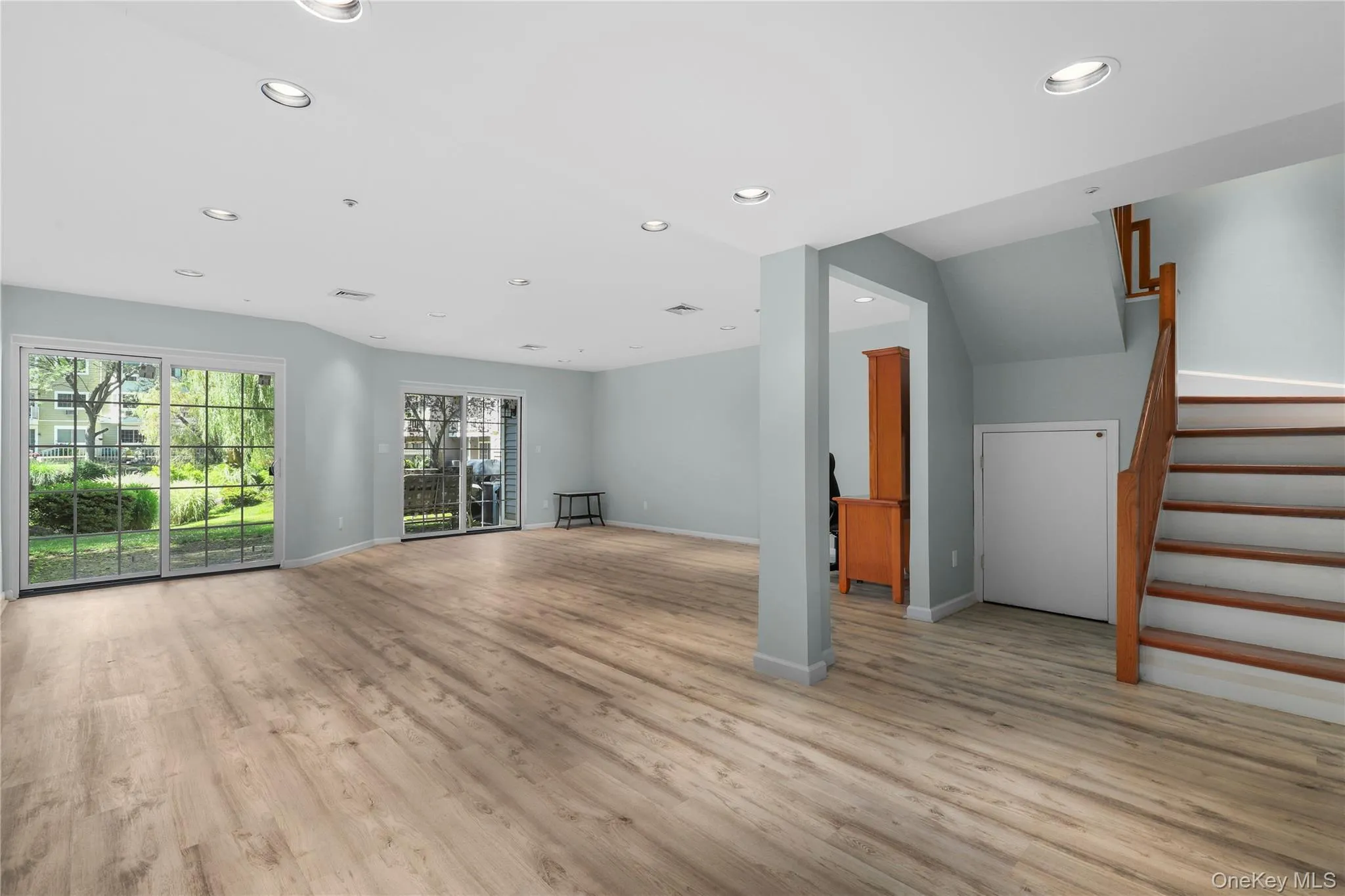 611 Pondside Drive, Greenburgh, NY, 3 Bedrooms Bedrooms, 6 Rooms Rooms,2 BathroomsBathrooms,Residential,For Rent,Pondside,0,1011103 611 Pondside Drive, Greenburgh, NY, 3 Bedrooms Bedrooms, 6 Rooms Rooms,2 BathroomsBathrooms,Residential,For Rent,Pondside,0,1011103