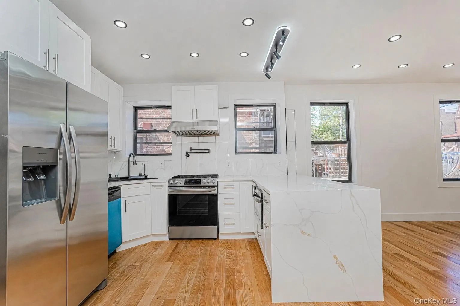 994 54th Street, New York, NY, 5 Bedrooms Bedrooms, 7 Rooms Rooms,2 BathroomsBathrooms,Residential,For Rent,54th,0,1011105 994 54th Street, New York, NY, 5 Bedrooms Bedrooms, 7 Rooms Rooms,2 BathroomsBathrooms,Residential,For Rent,54th,0,1011105