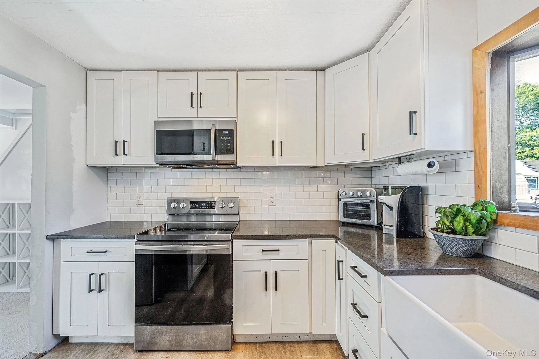 15 Millford Avenue, Brookhaven, NY, 4 Bedrooms Bedrooms, 8 Rooms Rooms,2 BathroomsBathrooms,Residential,For Rent,Millford,0,1011106 15 Millford Avenue, Brookhaven, NY, 4 Bedrooms Bedrooms, 8 Rooms Rooms,2 BathroomsBathrooms,Residential,For Rent,Millford,0,1011106