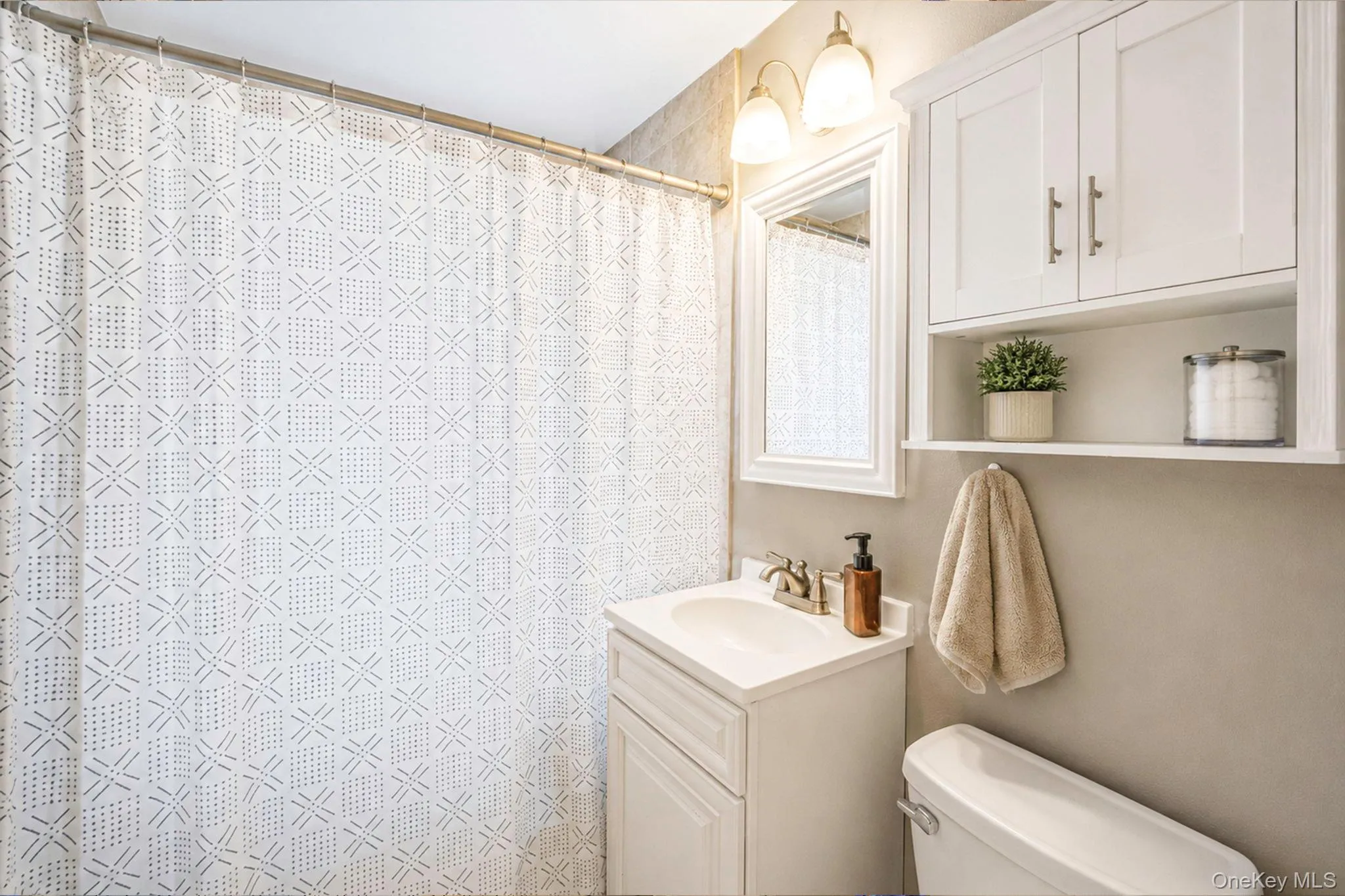 15 Millford Avenue, Brookhaven, NY, 4 Bedrooms Bedrooms, 8 Rooms Rooms,2 BathroomsBathrooms,Residential,For Rent,Millford,0,1011106 15 Millford Avenue, Brookhaven, NY, 4 Bedrooms Bedrooms, 8 Rooms Rooms,2 BathroomsBathrooms,Residential,For Rent,Millford,0,1011106