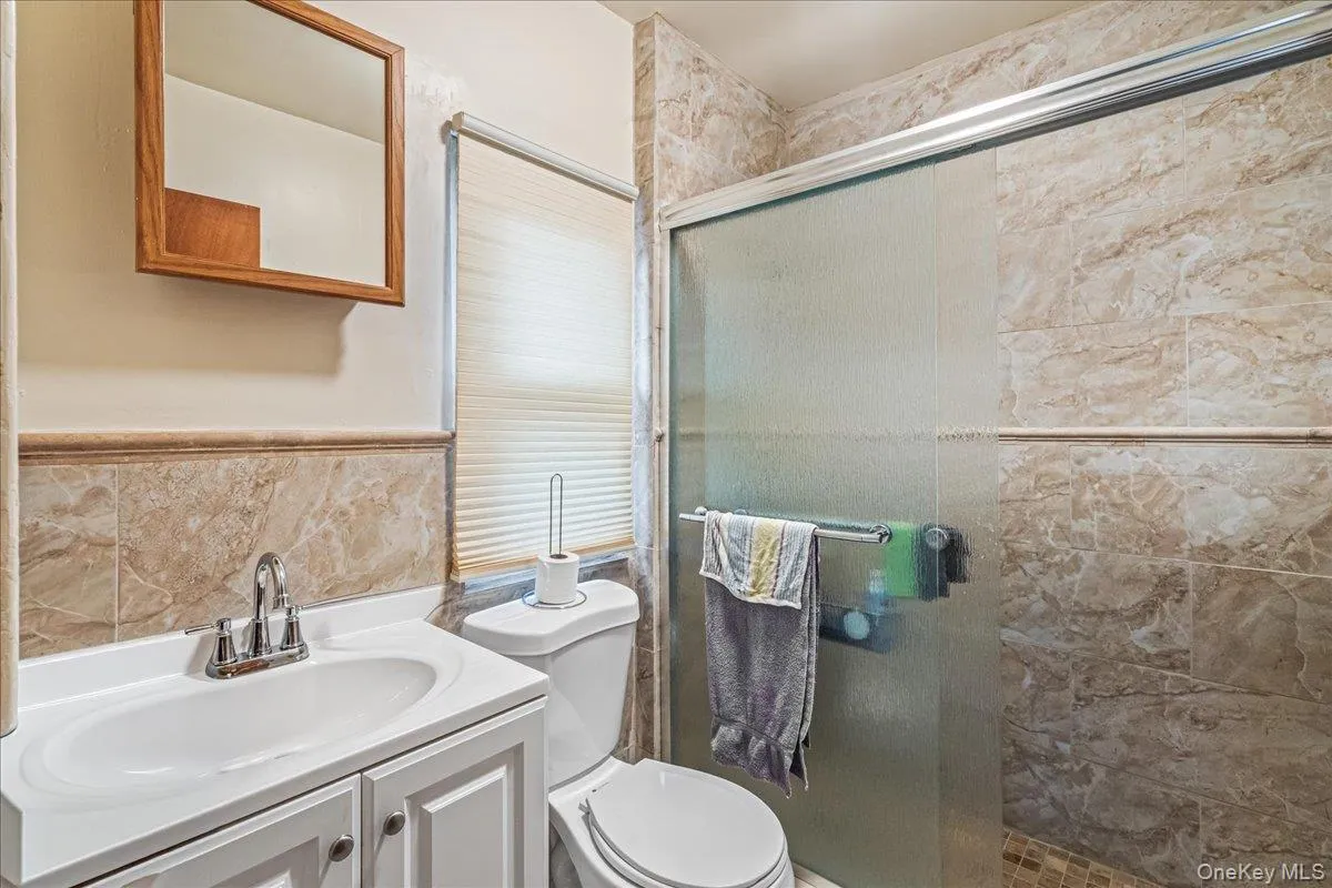 11722 142nd Place, New York, NY, 3 Bedrooms Bedrooms, 5 Rooms Rooms,1 BathroomBathrooms,Residential,For Rent,142nd,0,1011107 11722 142nd Place, New York, NY, 3 Bedrooms Bedrooms, 5 Rooms Rooms,1 BathroomBathrooms,Residential,For Rent,142nd,0,1011107