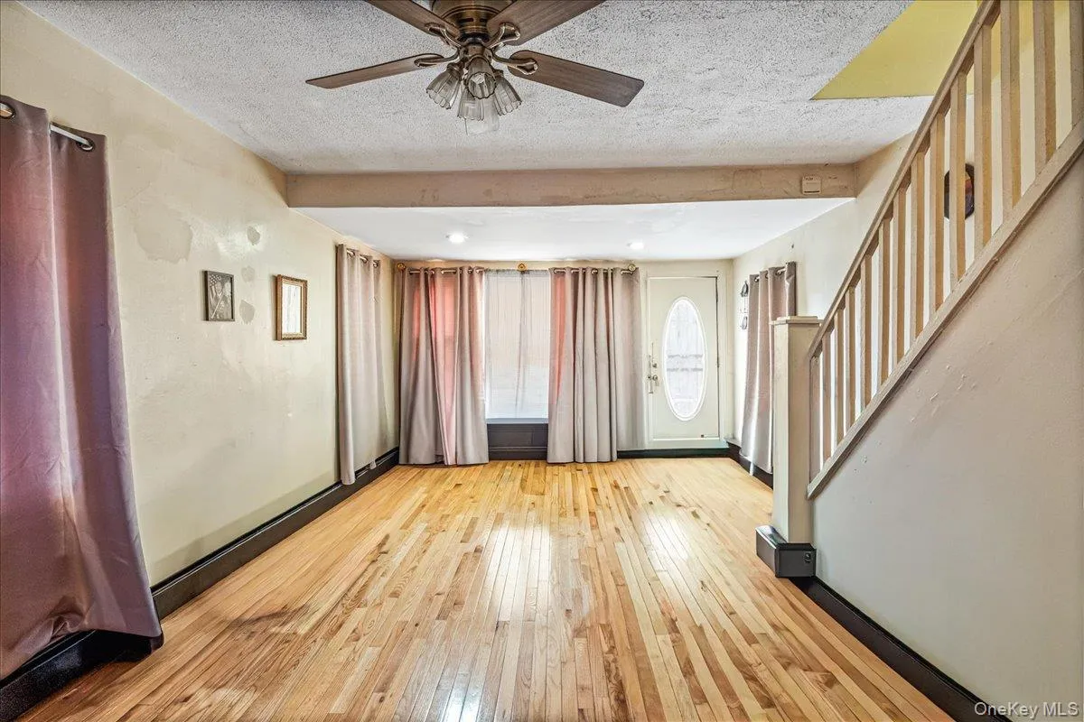 11722 142nd Place, New York, NY, 3 Bedrooms Bedrooms, 5 Rooms Rooms,1 BathroomBathrooms,Residential,For Rent,142nd,0,1011107 11722 142nd Place, New York, NY, 3 Bedrooms Bedrooms, 5 Rooms Rooms,1 BathroomBathrooms,Residential,For Rent,142nd,0,1011107