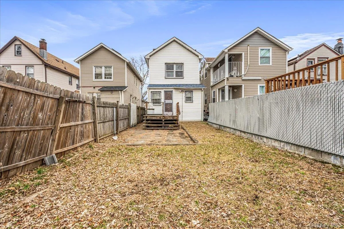 11722 142nd Place, New York, NY, 3 Bedrooms Bedrooms, 5 Rooms Rooms,1 BathroomBathrooms,Residential,For Rent,142nd,0,1011107 11722 142nd Place, New York, NY, 3 Bedrooms Bedrooms, 5 Rooms Rooms,1 BathroomBathrooms,Residential,For Rent,142nd,0,1011107