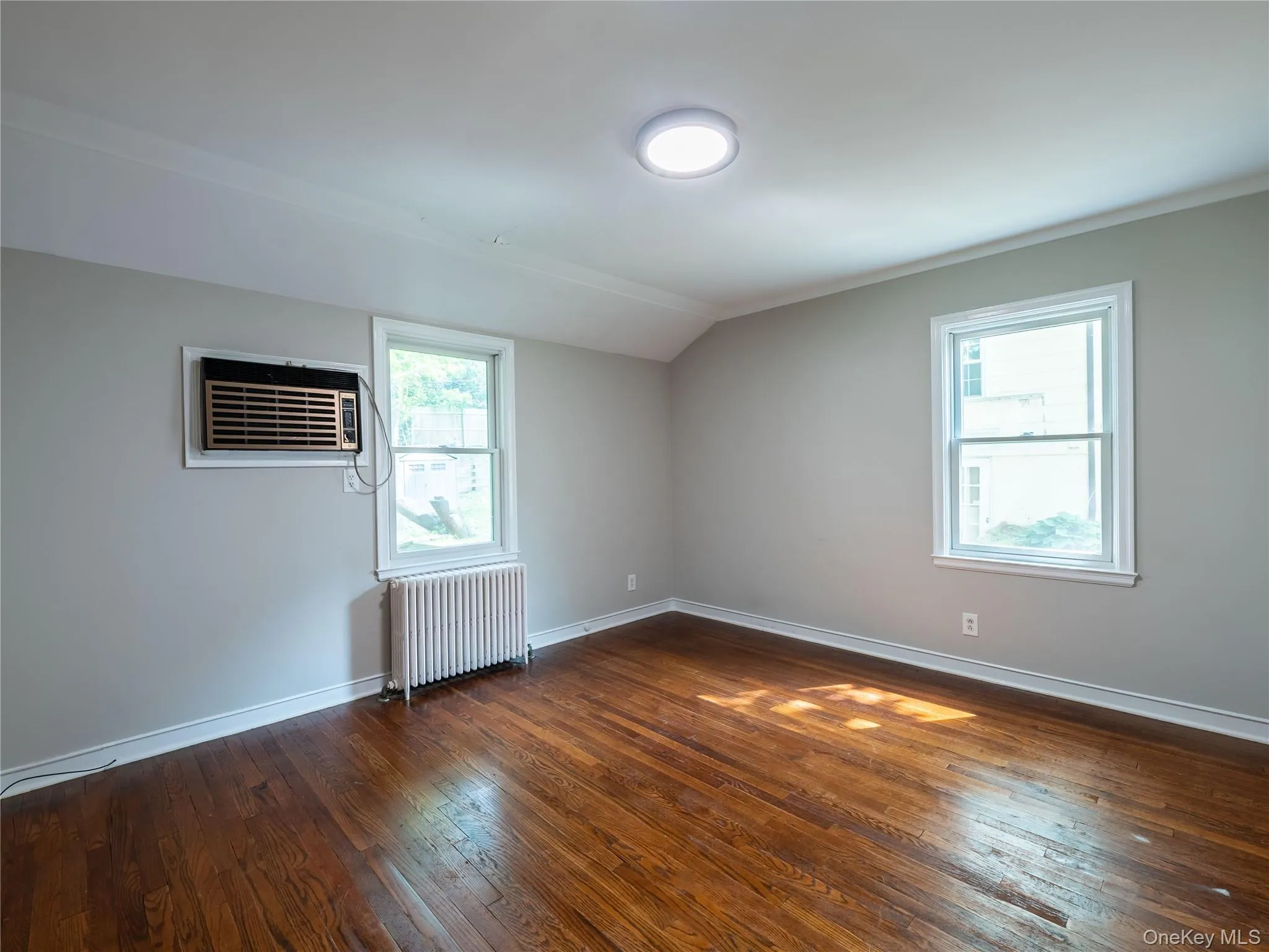 35 Bogart Avenue, North Hempstead, NY, 4 Bedrooms Bedrooms, 6 Rooms Rooms,2 BathroomsBathrooms,Residential Lease,For Rent,Bogart,0,1011113 35 Bogart Avenue, North Hempstead, NY, 4 Bedrooms Bedrooms, 6 Rooms Rooms,2 BathroomsBathrooms,Residential Lease,For Rent,Bogart,0,1011113