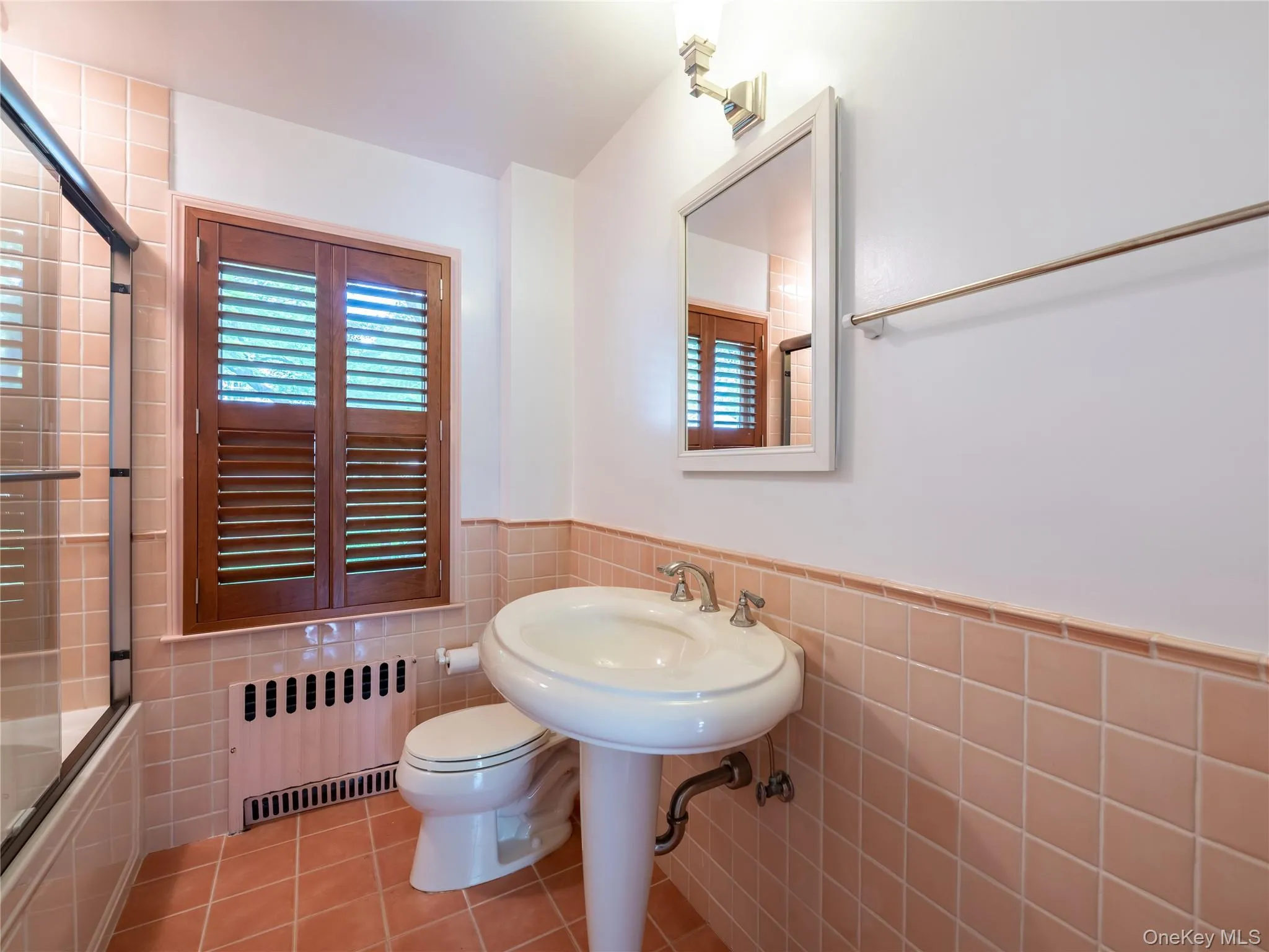 35 Bogart Avenue, North Hempstead, NY, 4 Bedrooms Bedrooms, 6 Rooms Rooms,2 BathroomsBathrooms,Residential Lease,For Rent,Bogart,0,1011113 35 Bogart Avenue, North Hempstead, NY, 4 Bedrooms Bedrooms, 6 Rooms Rooms,2 BathroomsBathrooms,Residential Lease,For Rent,Bogart,0,1011113