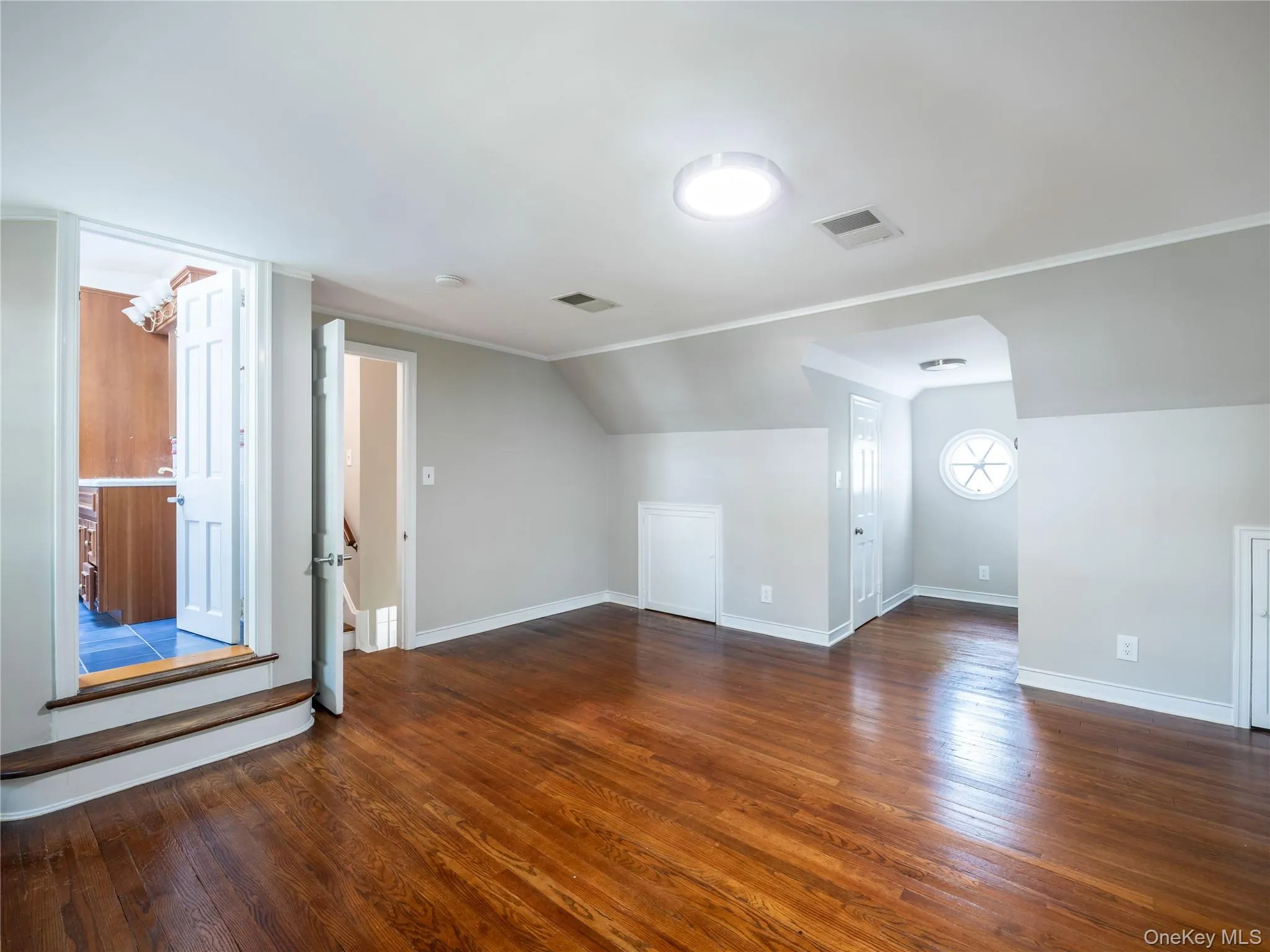 35 Bogart Avenue, North Hempstead, NY, 4 Bedrooms Bedrooms, 6 Rooms Rooms,2 BathroomsBathrooms,Residential Lease,For Rent,Bogart,0,1011113 35 Bogart Avenue, North Hempstead, NY, 4 Bedrooms Bedrooms, 6 Rooms Rooms,2 BathroomsBathrooms,Residential Lease,For Rent,Bogart,0,1011113