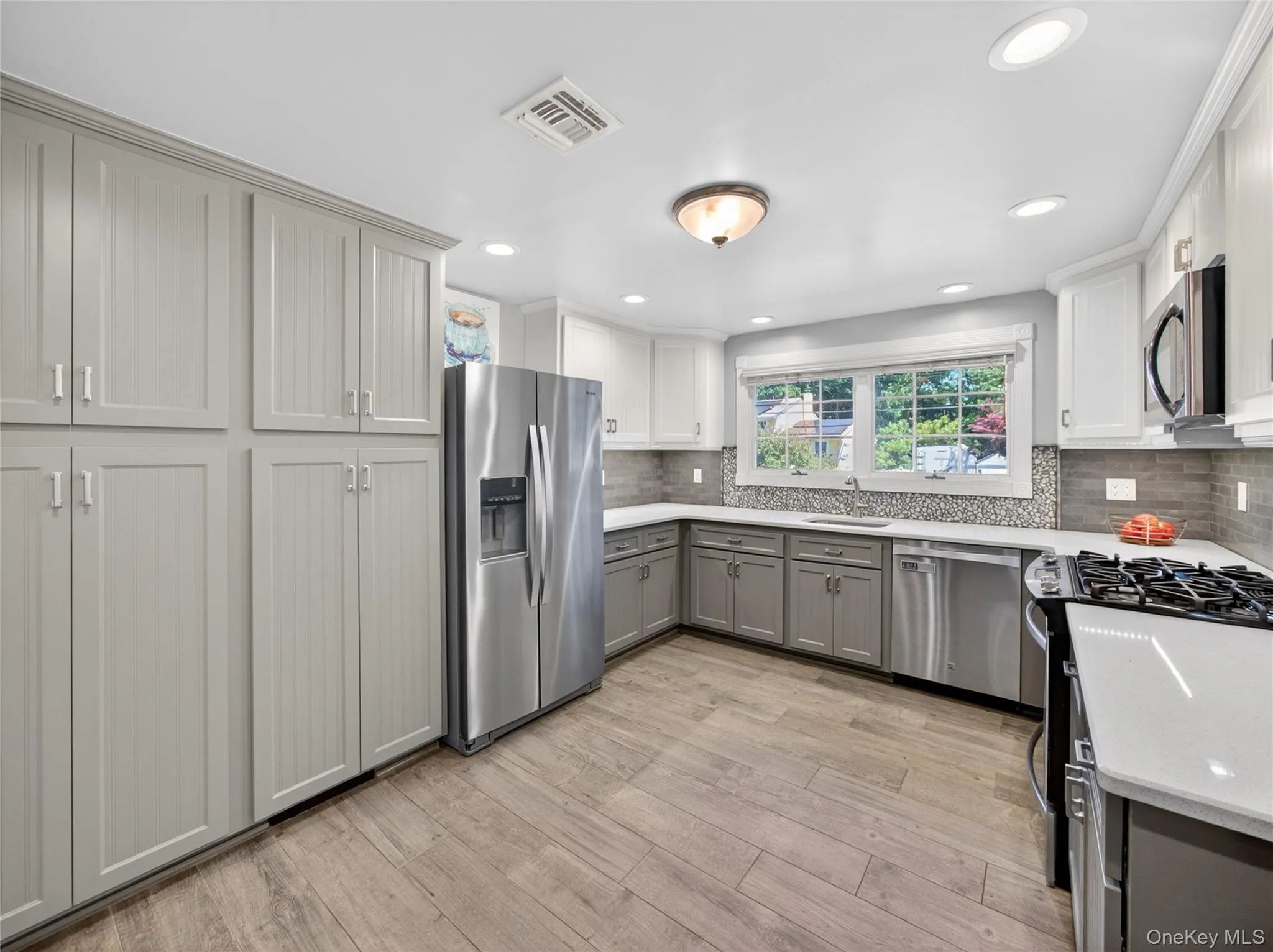 42 Chestnut Oval, Orangetown, NY, 4 Bedrooms Bedrooms, 8 Rooms Rooms,2 BathroomsBathrooms,Residential,For Rent,Chestnut,0,1011115 42 Chestnut Oval, Orangetown, NY, 4 Bedrooms Bedrooms, 8 Rooms Rooms,2 BathroomsBathrooms,Residential,For Rent,Chestnut,0,1011115