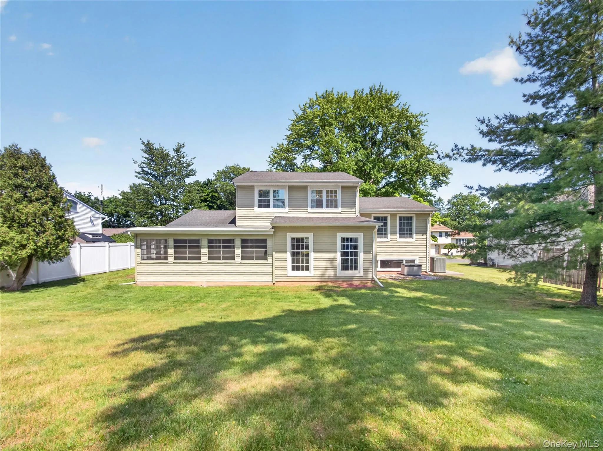 42 Chestnut Oval, Orangetown, NY, 4 Bedrooms Bedrooms, 8 Rooms Rooms,2 BathroomsBathrooms,Residential,For Rent,Chestnut,0,1011115 42 Chestnut Oval, Orangetown, NY, 4 Bedrooms Bedrooms, 8 Rooms Rooms,2 BathroomsBathrooms,Residential,For Rent,Chestnut,0,1011115