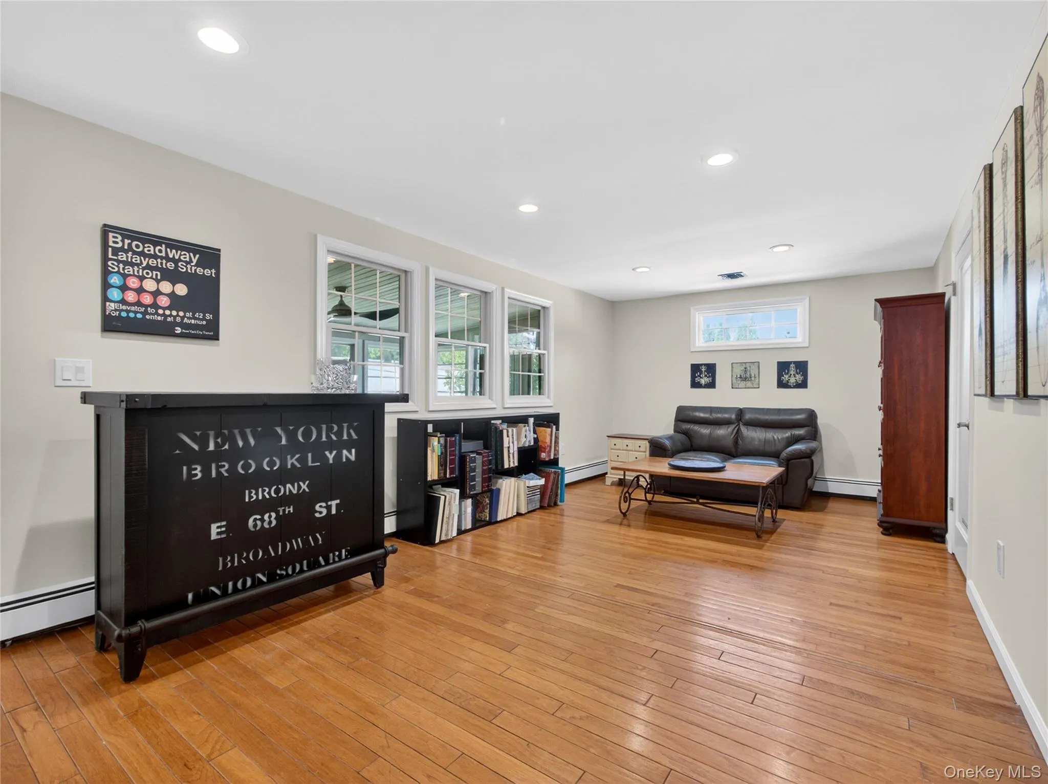 42 Chestnut Oval, Orangetown, NY, 4 Bedrooms Bedrooms, 8 Rooms Rooms,2 BathroomsBathrooms,Residential,For Rent,Chestnut,0,1011115 42 Chestnut Oval, Orangetown, NY, 4 Bedrooms Bedrooms, 8 Rooms Rooms,2 BathroomsBathrooms,Residential,For Rent,Chestnut,0,1011115