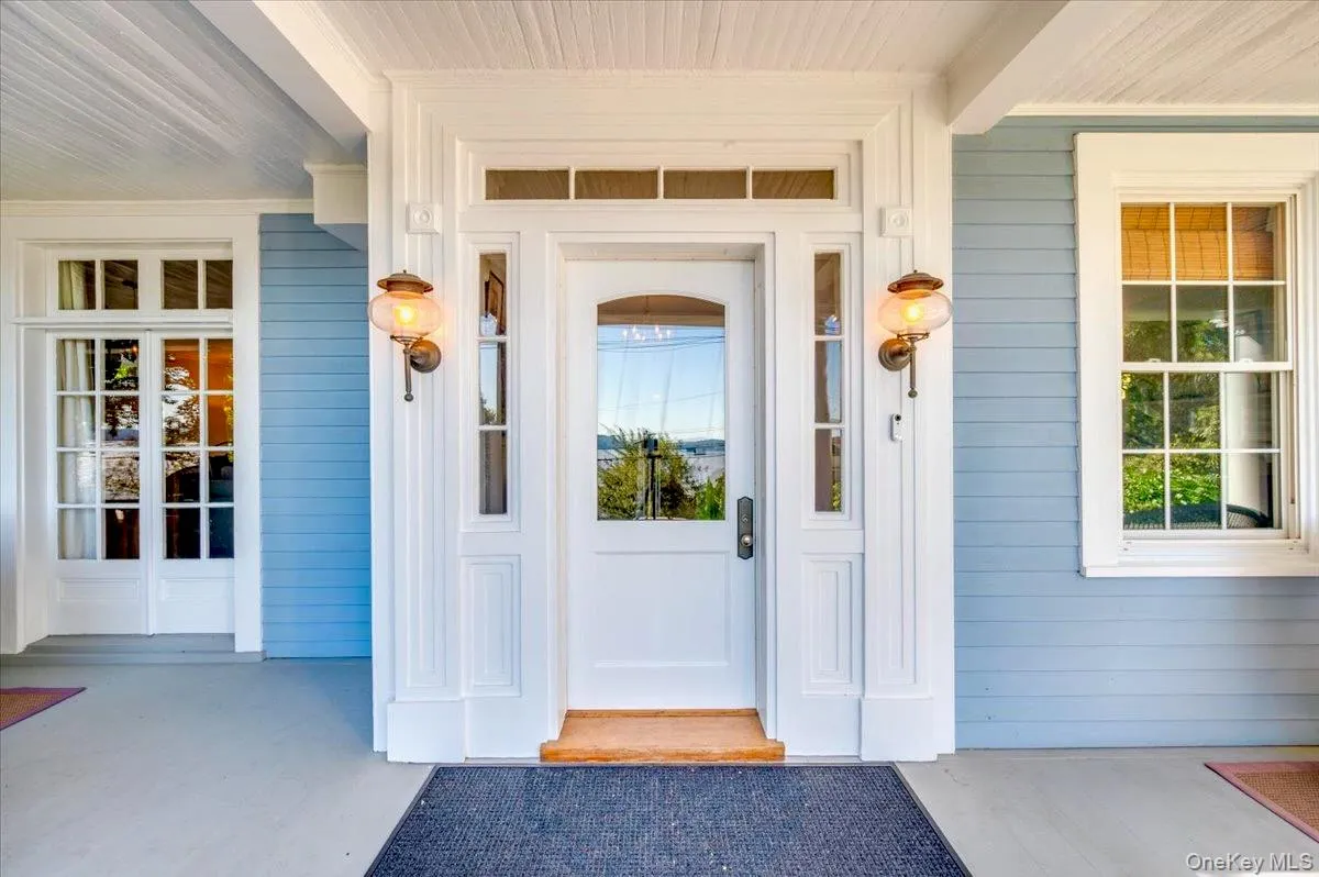 Front Porch Entry Front Porch Entry