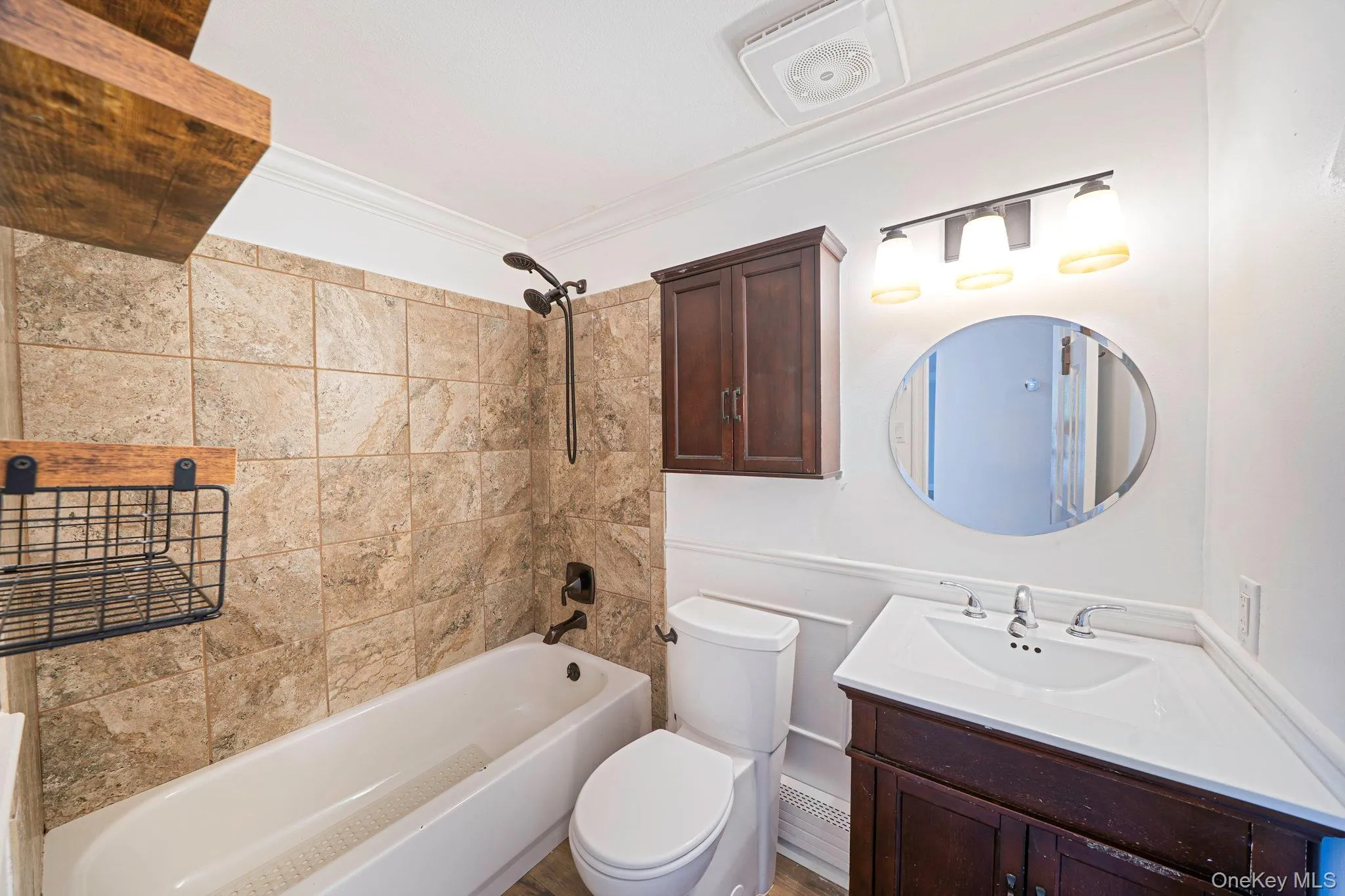 457 Peconic Street, Islip, NY, 5 Bedrooms Bedrooms, 10 Rooms Rooms,2 BathroomsBathrooms,Residential,For Rent,Peconic,0,1011125 457 Peconic Street, Islip, NY, 5 Bedrooms Bedrooms, 10 Rooms Rooms,2 BathroomsBathrooms,Residential,For Rent,Peconic,0,1011125