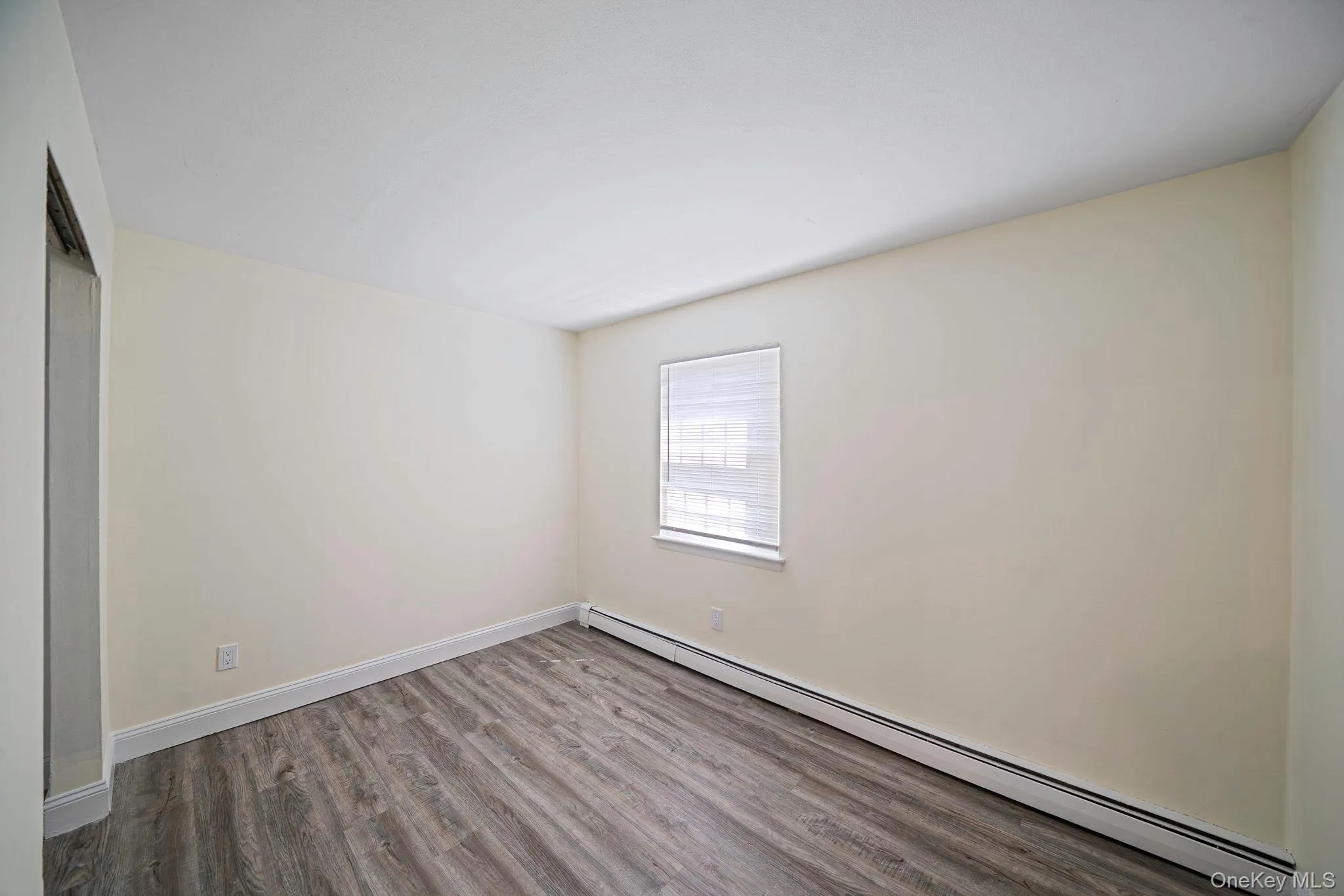 457 Peconic Street, Islip, NY, 5 Bedrooms Bedrooms, 10 Rooms Rooms,2 BathroomsBathrooms,Residential,For Rent,Peconic,0,1011125 457 Peconic Street, Islip, NY, 5 Bedrooms Bedrooms, 10 Rooms Rooms,2 BathroomsBathrooms,Residential,For Rent,Peconic,0,1011125