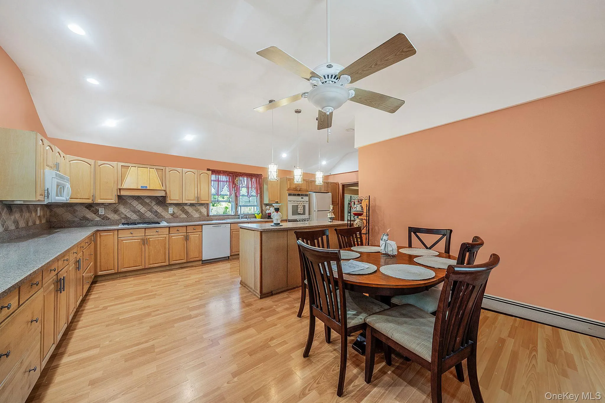 3 Curtis Drive, Brookhaven, NY, 3 Bedrooms Bedrooms, 10 Rooms Rooms,2 BathroomsBathrooms,Residential,For Rent,Curtis,0,1011128 3 Curtis Drive, Brookhaven, NY, 3 Bedrooms Bedrooms, 10 Rooms Rooms,2 BathroomsBathrooms,Residential,For Rent,Curtis,0,1011128
