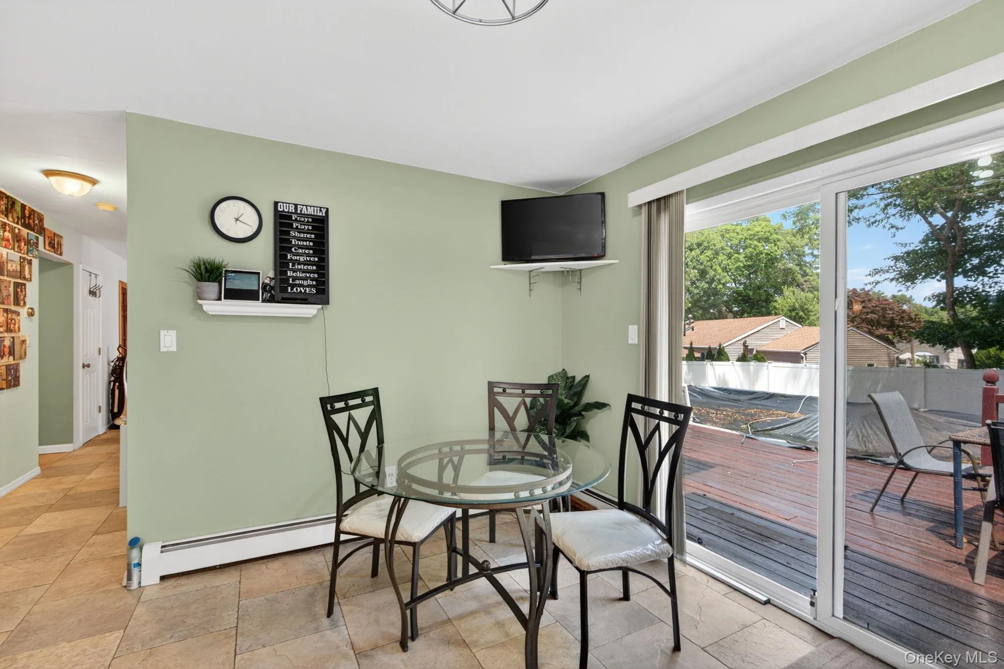 76 Ontario Street, Brookhaven, NY, 3 Bedrooms Bedrooms, 10 Rooms Rooms,2 BathroomsBathrooms,Residential,For Rent,Ontario,0,1011132 76 Ontario Street, Brookhaven, NY, 3 Bedrooms Bedrooms, 10 Rooms Rooms,2 BathroomsBathrooms,Residential,For Rent,Ontario,0,1011132