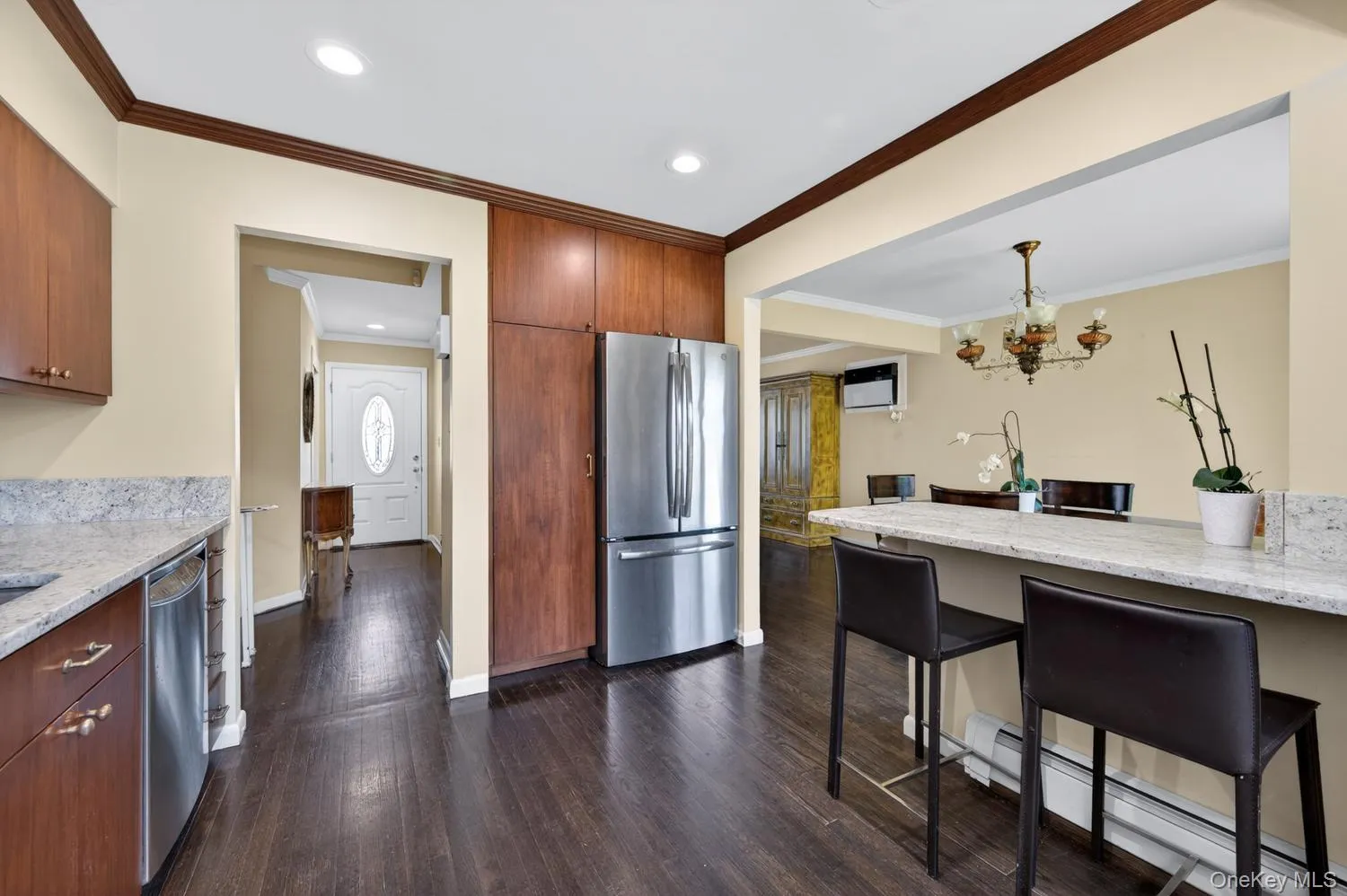 4 Gates Avenue, Oyster Bay, NY, 4 Bedrooms Bedrooms, 9 Rooms Rooms,2 BathroomsBathrooms,Residential,For Rent,Gates,0,1011133 4 Gates Avenue, Oyster Bay, NY, 4 Bedrooms Bedrooms, 9 Rooms Rooms,2 BathroomsBathrooms,Residential,For Rent,Gates,0,1011133