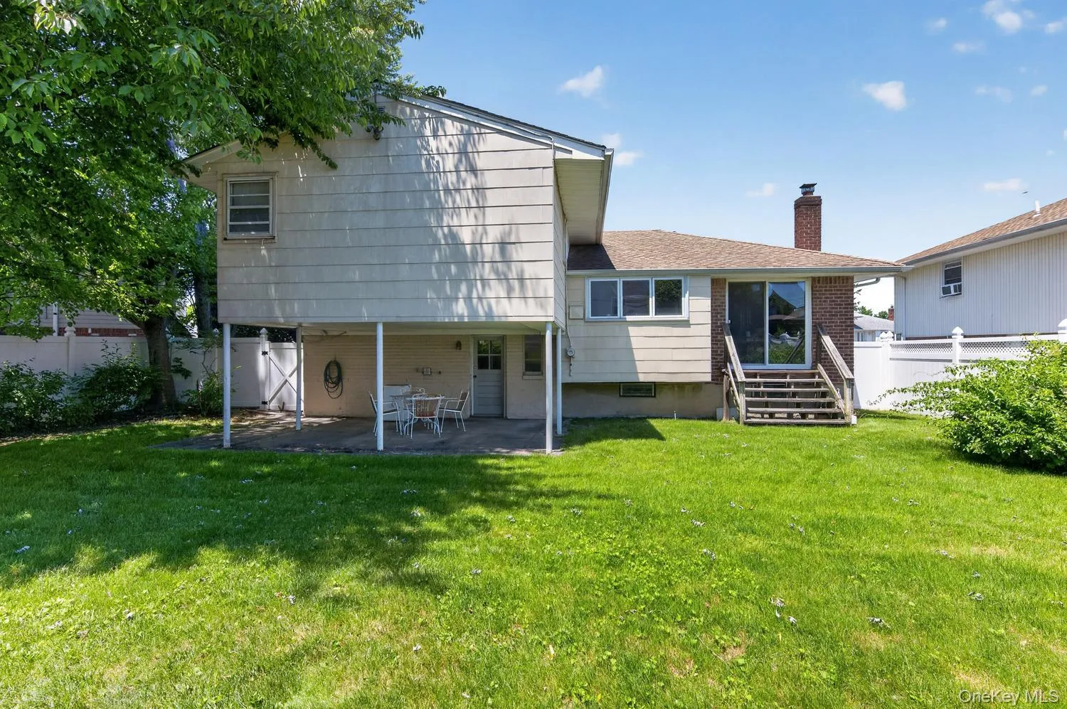 4 Gates Avenue, Oyster Bay, NY, 4 Bedrooms Bedrooms, 9 Rooms Rooms,2 BathroomsBathrooms,Residential,For Rent,Gates,0,1011133 4 Gates Avenue, Oyster Bay, NY, 4 Bedrooms Bedrooms, 9 Rooms Rooms,2 BathroomsBathrooms,Residential,For Rent,Gates,0,1011133
