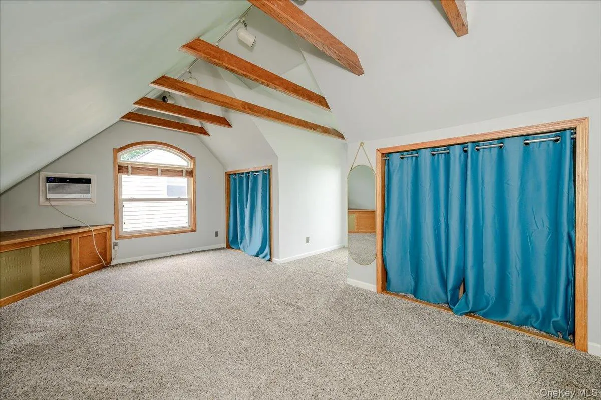 86 Edmore Lane, Islip, NY, 7 Bedrooms Bedrooms, 15 Rooms Rooms,4 BathroomsBathrooms,Residential,For Rent,Edmore,0,1011134 86 Edmore Lane, Islip, NY, 7 Bedrooms Bedrooms, 15 Rooms Rooms,4 BathroomsBathrooms,Residential,For Rent,Edmore,0,1011134