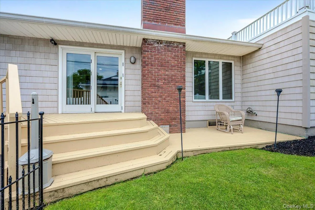 86 Edmore Lane, Islip, NY, 7 Bedrooms Bedrooms, 15 Rooms Rooms,4 BathroomsBathrooms,Residential,For Rent,Edmore,0,1011134 86 Edmore Lane, Islip, NY, 7 Bedrooms Bedrooms, 15 Rooms Rooms,4 BathroomsBathrooms,Residential,For Rent,Edmore,0,1011134