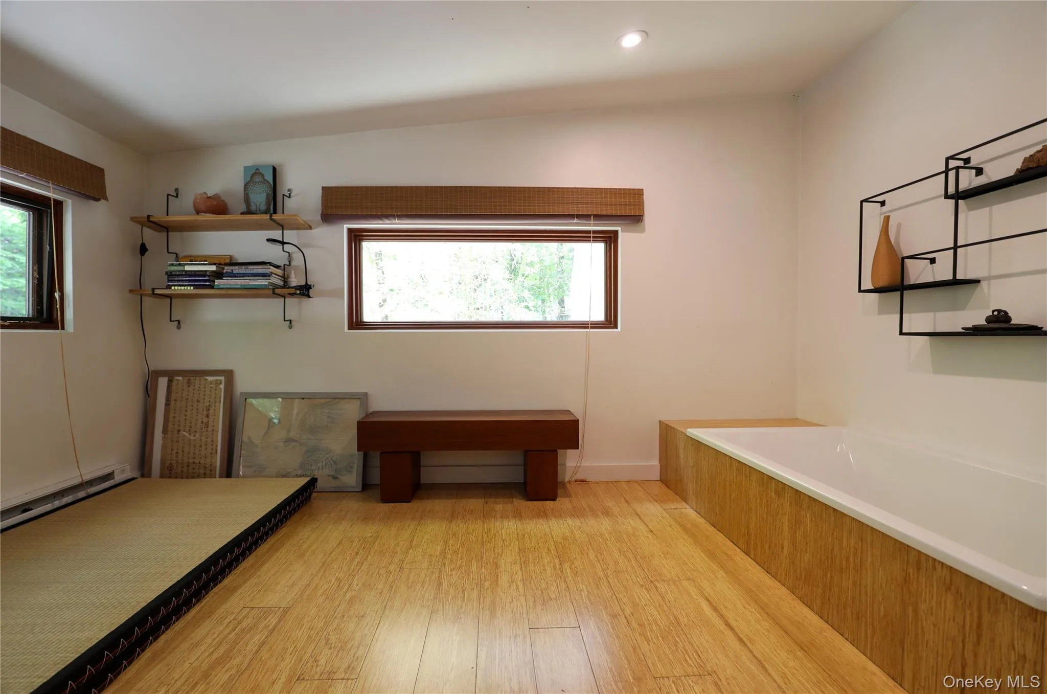 10 Fitzsimmons Lane, Woodstock, NY, 2 Bedrooms Bedrooms, 4 Rooms Rooms,1 BathroomBathrooms,Residential Lease,For Rent,Fitzsimmons,0,1011141 10 Fitzsimmons Lane, Woodstock, NY, 2 Bedrooms Bedrooms, 4 Rooms Rooms,1 BathroomBathrooms,Residential Lease,For Rent,Fitzsimmons,0,1011141