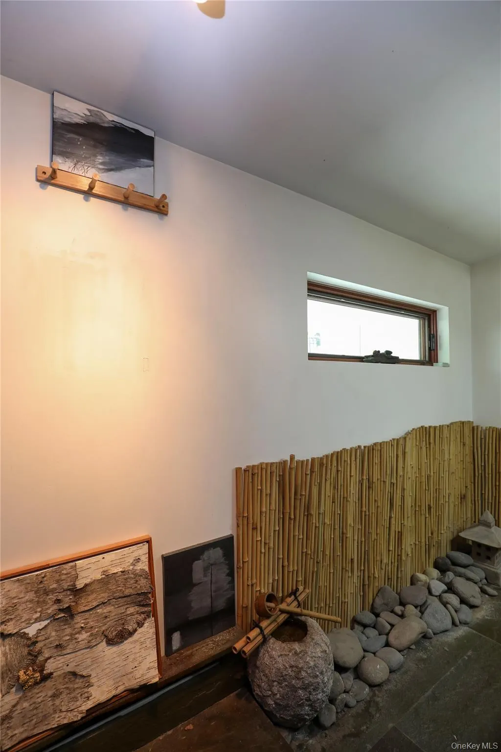 10 Fitzsimmons Lane, Woodstock, NY, 2 Bedrooms Bedrooms, 4 Rooms Rooms,1 BathroomBathrooms,Residential Lease,For Rent,Fitzsimmons,0,1011141 10 Fitzsimmons Lane, Woodstock, NY, 2 Bedrooms Bedrooms, 4 Rooms Rooms,1 BathroomBathrooms,Residential Lease,For Rent,Fitzsimmons,0,1011141