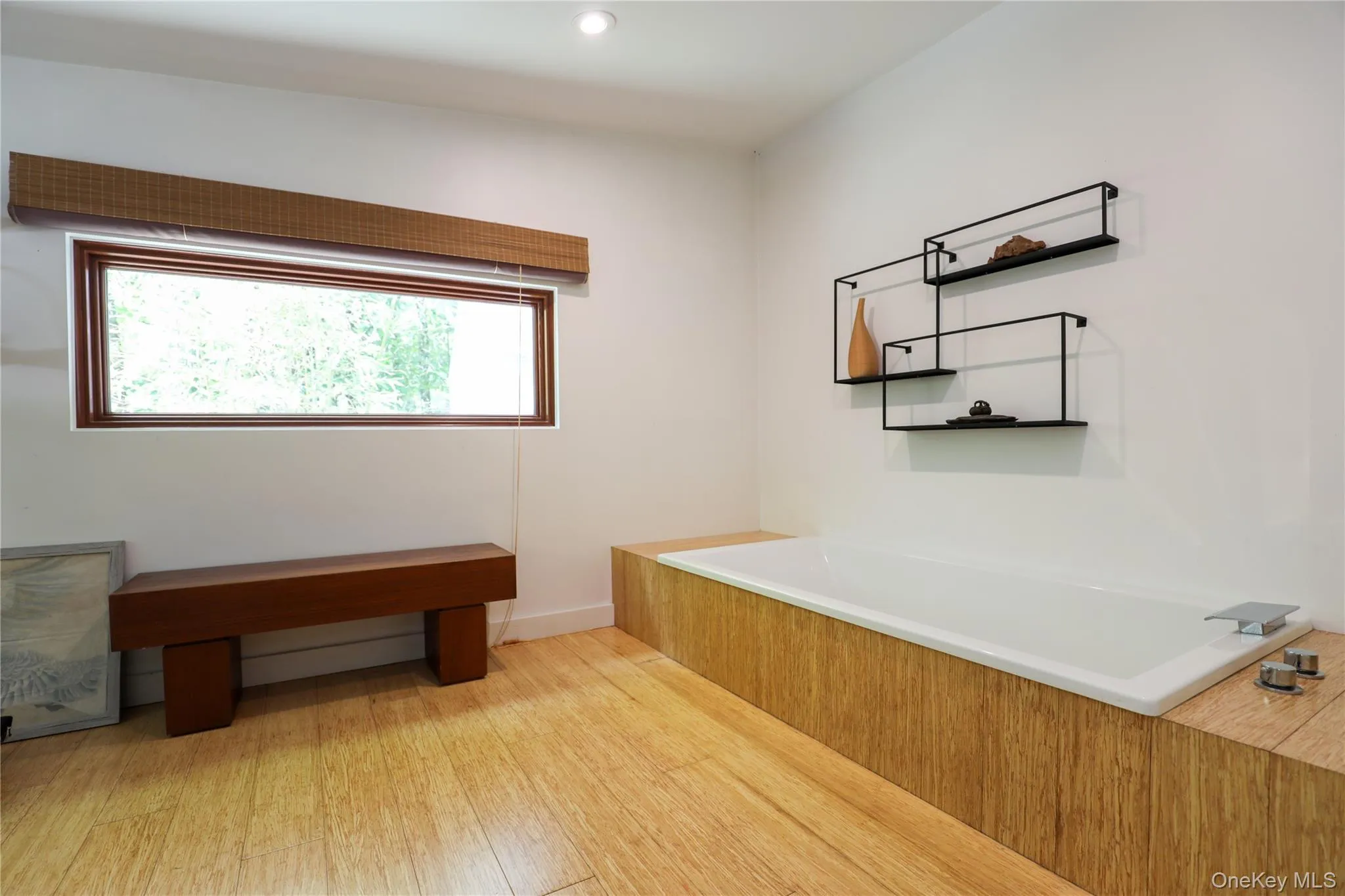 10 Fitzsimmons Lane, Woodstock, NY, 2 Bedrooms Bedrooms, 4 Rooms Rooms,1 BathroomBathrooms,Residential Lease,For Rent,Fitzsimmons,0,1011141 10 Fitzsimmons Lane, Woodstock, NY, 2 Bedrooms Bedrooms, 4 Rooms Rooms,1 BathroomBathrooms,Residential Lease,For Rent,Fitzsimmons,0,1011141