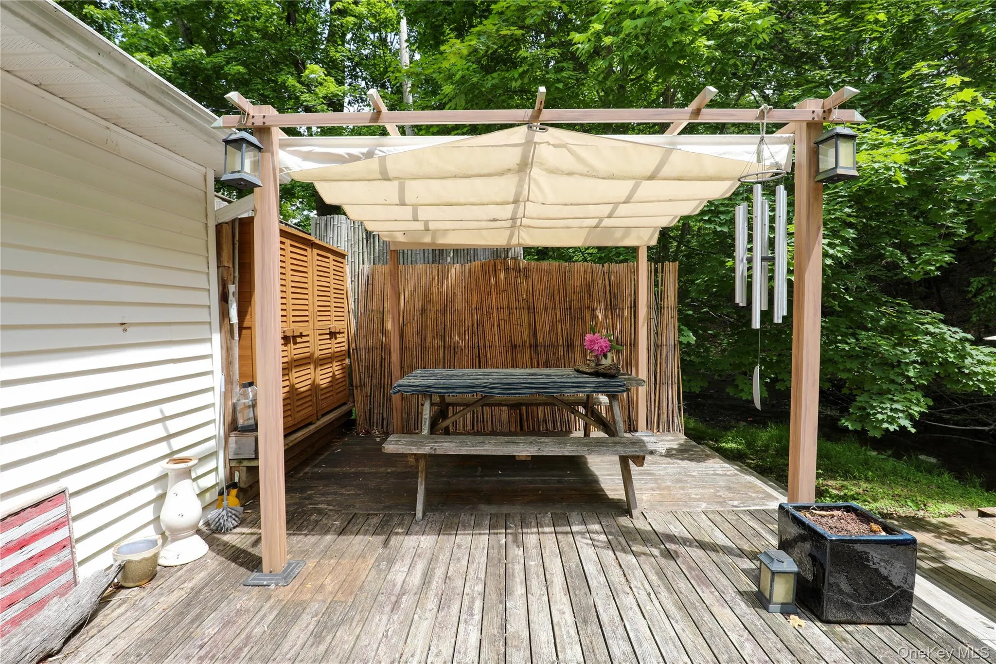10 Fitzsimmons Lane, Woodstock, NY, 2 Bedrooms Bedrooms, 4 Rooms Rooms,1 BathroomBathrooms,Residential Lease,For Rent,Fitzsimmons,0,1011141 10 Fitzsimmons Lane, Woodstock, NY, 2 Bedrooms Bedrooms, 4 Rooms Rooms,1 BathroomBathrooms,Residential Lease,For Rent,Fitzsimmons,0,1011141