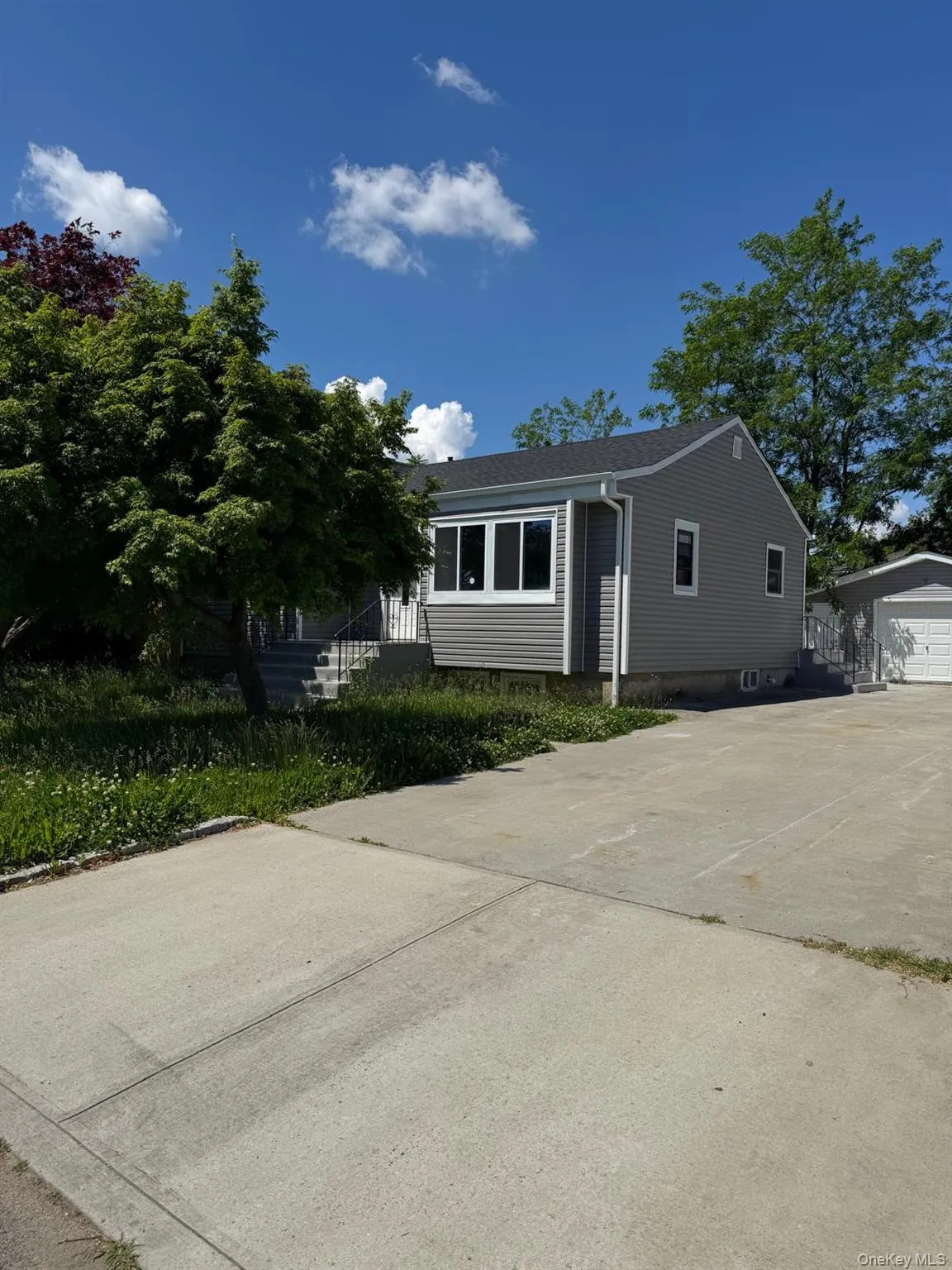5 Remsen Street, Babylon, NY, 4 Bedrooms Bedrooms, 6 Rooms Rooms,2 BathroomsBathrooms,Residential,For Rent,Remsen,0,1011144 5 Remsen Street, Babylon, NY, 4 Bedrooms Bedrooms, 6 Rooms Rooms,2 BathroomsBathrooms,Residential,For Rent,Remsen,0,1011144