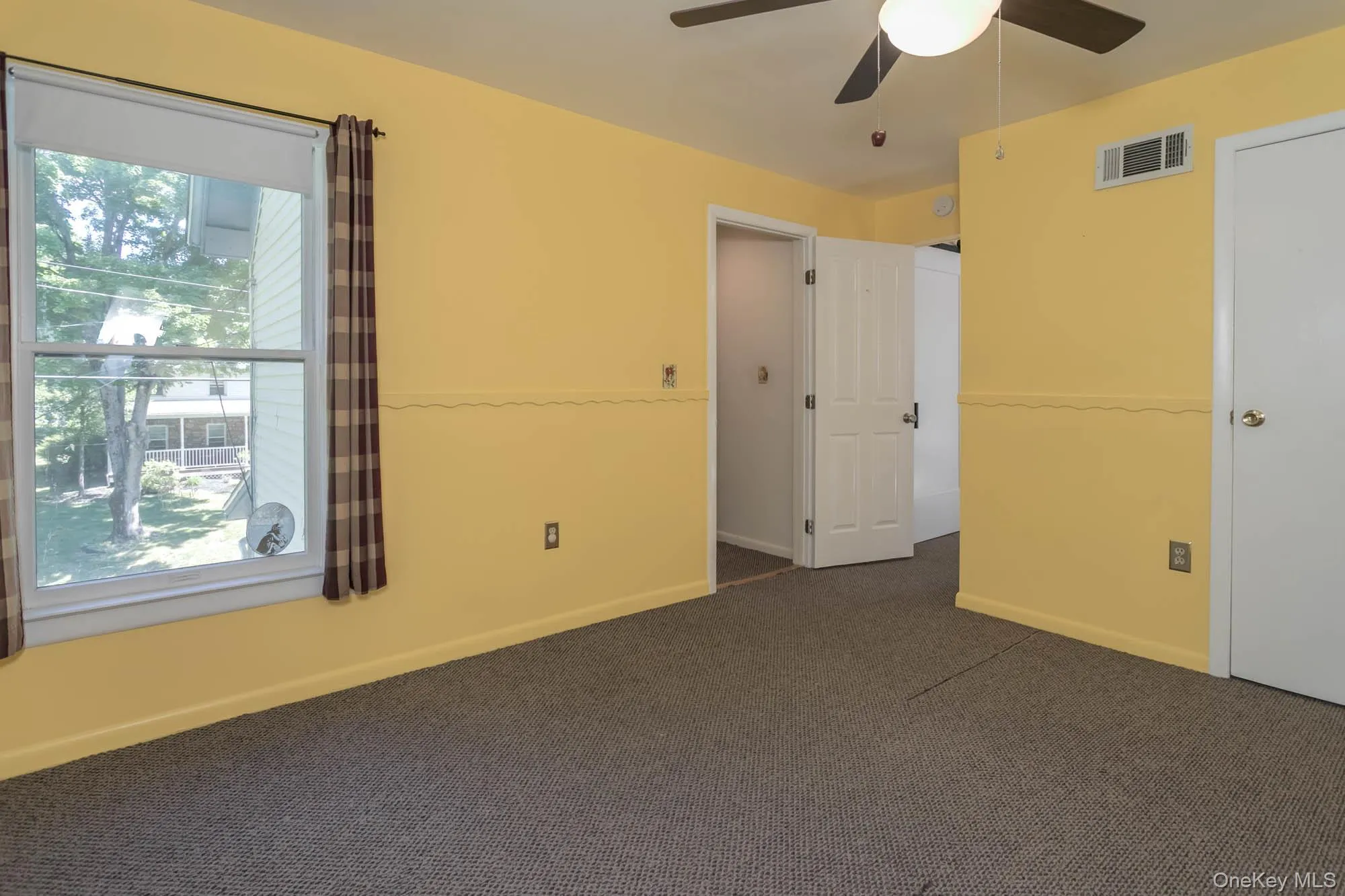 74 Highland Avenue, Warwick (town), NY, 3 Bedrooms Bedrooms, 7 Rooms Rooms,1 BathroomBathrooms,Residential,For Rent,Highland,0,1011146 74 Highland Avenue, Warwick (town), NY, 3 Bedrooms Bedrooms, 7 Rooms Rooms,1 BathroomBathrooms,Residential,For Rent,Highland,0,1011146
