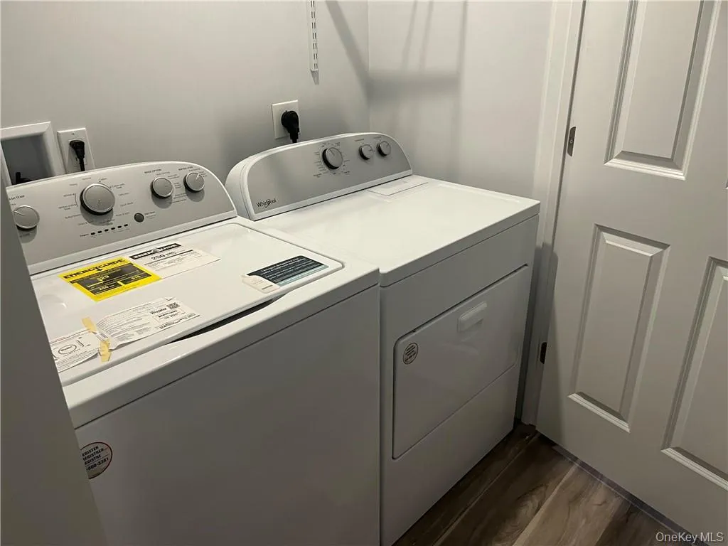 195 Park Avenue, Harrison, NY, 3 Bedrooms Bedrooms, 7 Rooms Rooms,3 BathroomsBathrooms,Residential Lease,For Rent,Park,0,KEY1011148 195 Park Avenue, Harrison, NY, 3 Bedrooms Bedrooms, 7 Rooms Rooms,3 BathroomsBathrooms,Residential Lease,For Rent,Park,0,KEY1011148