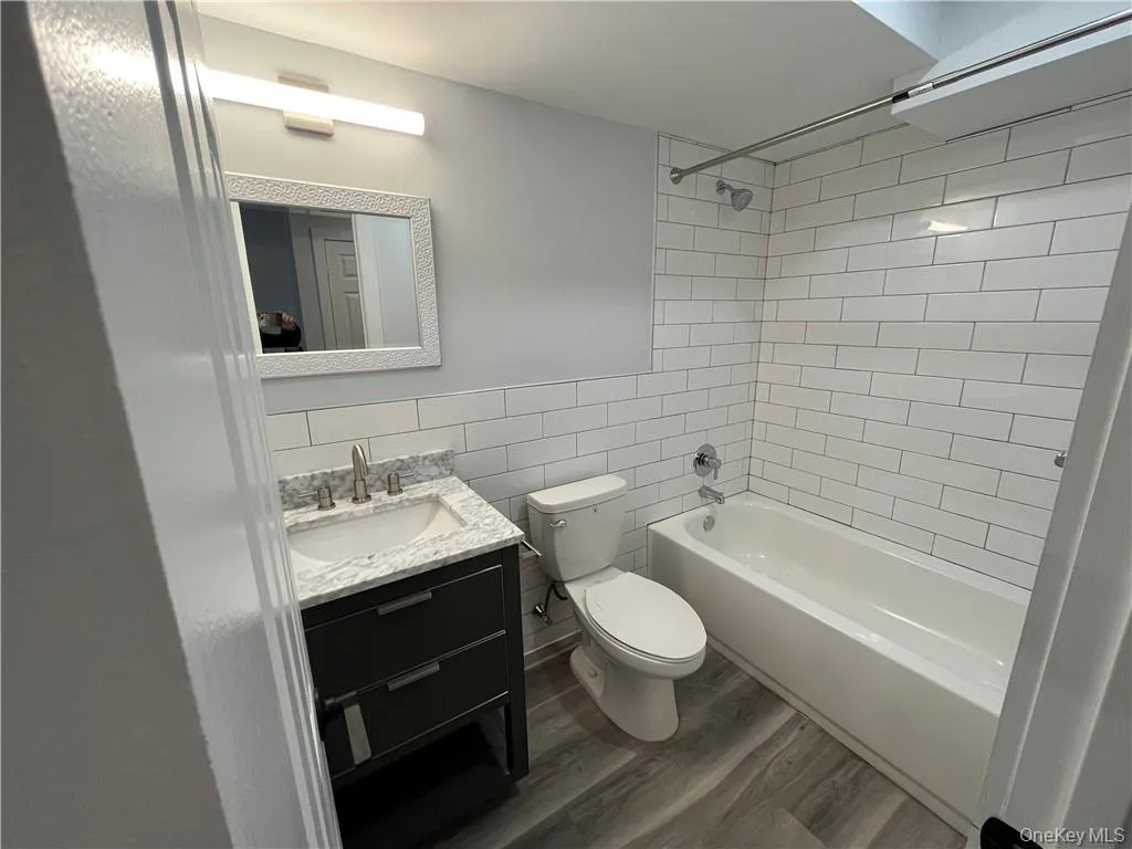 195 Park Avenue, Harrison, NY, 3 Bedrooms Bedrooms, 7 Rooms Rooms,3 BathroomsBathrooms,Residential Lease,For Rent,Park,0,KEY1011148 195 Park Avenue, Harrison, NY, 3 Bedrooms Bedrooms, 7 Rooms Rooms,3 BathroomsBathrooms,Residential Lease,For Rent,Park,0,KEY1011148