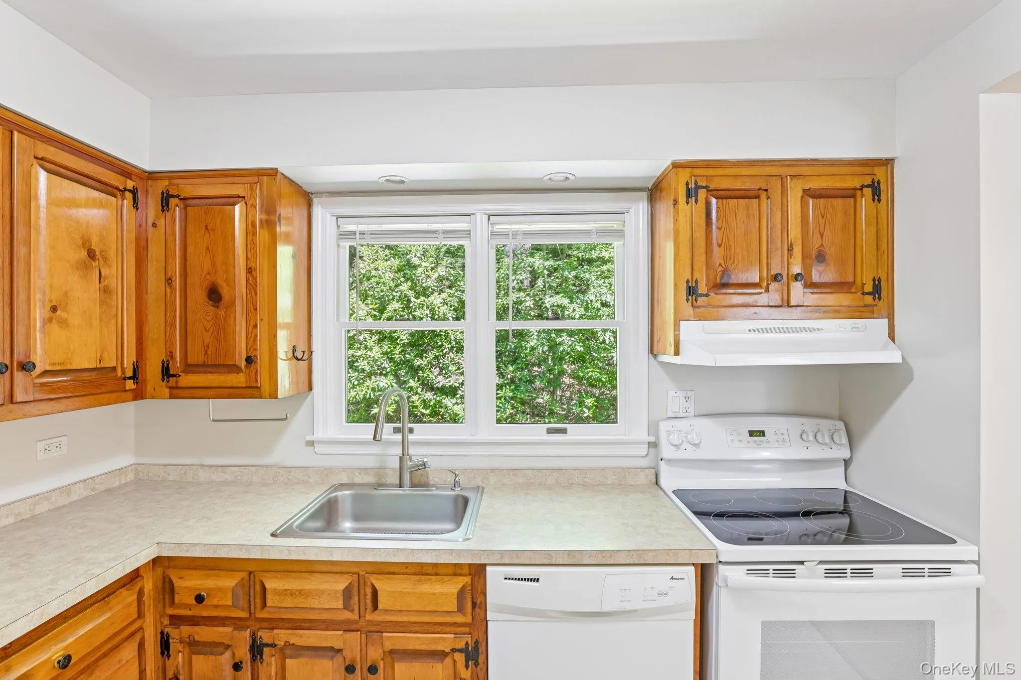 67 Quaker Path, Brookhaven, NY, 3 Bedrooms Bedrooms, 6 Rooms Rooms,2 BathroomsBathrooms,Residential,For Rent,Quaker,0,1011154 67 Quaker Path, Brookhaven, NY, 3 Bedrooms Bedrooms, 6 Rooms Rooms,2 BathroomsBathrooms,Residential,For Rent,Quaker,0,1011154