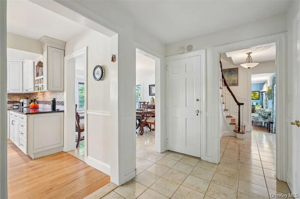8 Abbey Road, Orangetown, NY, 4 Bedrooms Bedrooms, 10 Rooms Rooms,3 BathroomsBathrooms,Residential,For Rent,Abbey,0,1011155 8 Abbey Road, Orangetown, NY, 4 Bedrooms Bedrooms, 10 Rooms Rooms,3 BathroomsBathrooms,Residential,For Rent,Abbey,0,1011155