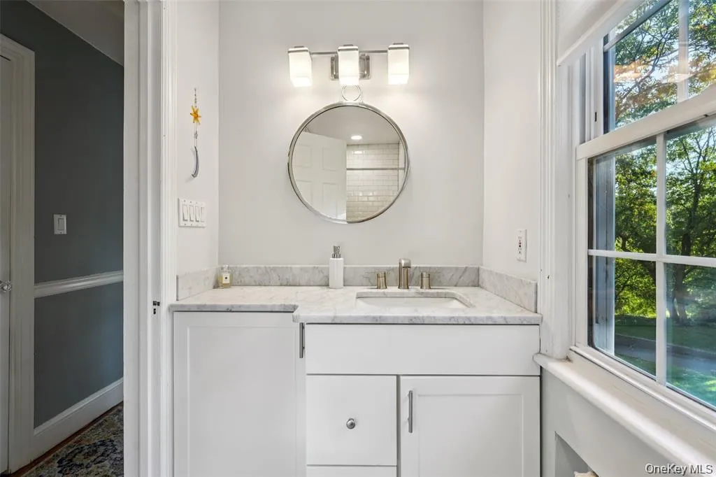 8 Abbey Road, Orangetown, NY, 4 Bedrooms Bedrooms, 10 Rooms Rooms,3 BathroomsBathrooms,Residential,For Rent,Abbey,0,1011155 8 Abbey Road, Orangetown, NY, 4 Bedrooms Bedrooms, 10 Rooms Rooms,3 BathroomsBathrooms,Residential,For Rent,Abbey,0,1011155