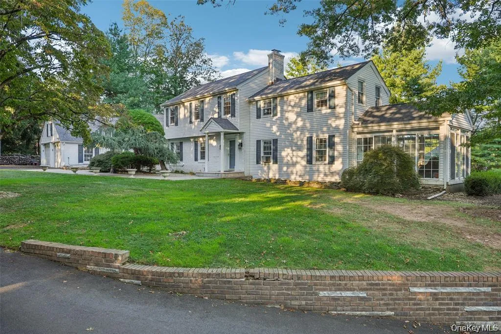 8 Abbey Road, Orangetown, NY, 4 Bedrooms Bedrooms, 10 Rooms Rooms,3 BathroomsBathrooms,Residential,For Rent,Abbey,0,1011155 8 Abbey Road, Orangetown, NY, 4 Bedrooms Bedrooms, 10 Rooms Rooms,3 BathroomsBathrooms,Residential,For Rent,Abbey,0,1011155
