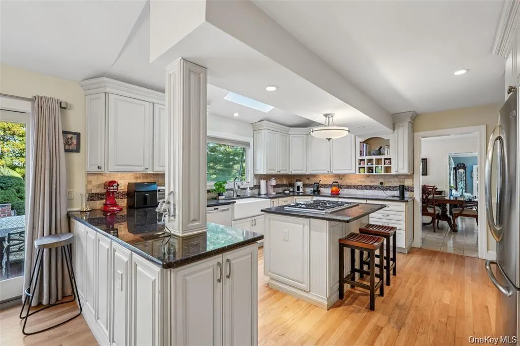 8 Abbey Road, Orangetown, NY, 4 Bedrooms Bedrooms, 10 Rooms Rooms,3 BathroomsBathrooms,Residential,For Rent,Abbey,0,1011155 8 Abbey Road, Orangetown, NY, 4 Bedrooms Bedrooms, 10 Rooms Rooms,3 BathroomsBathrooms,Residential,For Rent,Abbey,0,1011155