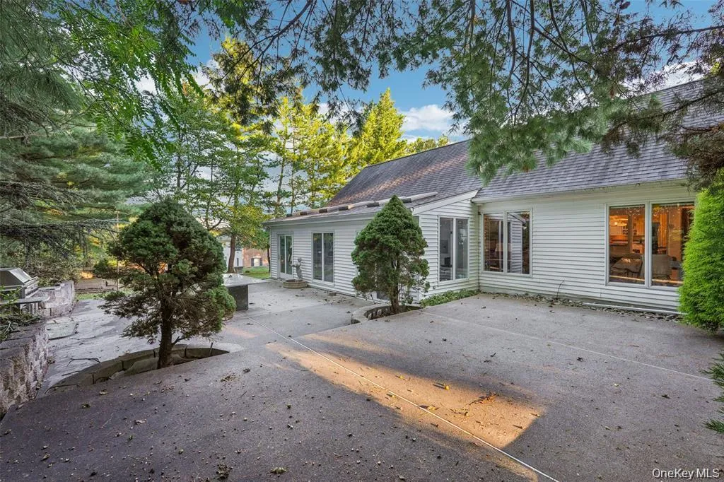 8 Abbey Road, Orangetown, NY, 4 Bedrooms Bedrooms, 10 Rooms Rooms,3 BathroomsBathrooms,Residential,For Rent,Abbey,0,1011155 8 Abbey Road, Orangetown, NY, 4 Bedrooms Bedrooms, 10 Rooms Rooms,3 BathroomsBathrooms,Residential,For Rent,Abbey,0,1011155