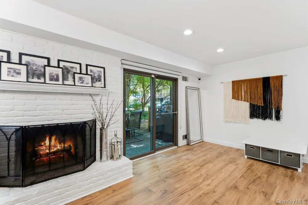 12 Cold Harbour Lane, Oyster Bay, NY, 4 Bedrooms Bedrooms, 8 Rooms Rooms,2 BathroomsBathrooms,Residential,For Rent,Cold Harbour,0,1011157 12 Cold Harbour Lane, Oyster Bay, NY, 4 Bedrooms Bedrooms, 8 Rooms Rooms,2 BathroomsBathrooms,Residential,For Rent,Cold Harbour,0,1011157
