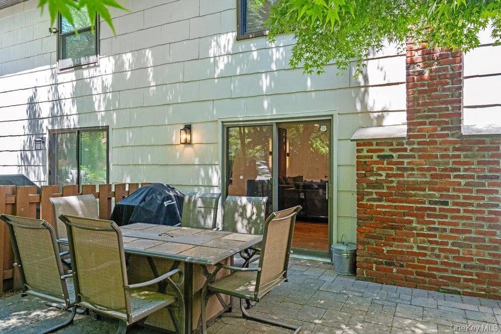 12 Cold Harbour Lane, Oyster Bay, NY, 4 Bedrooms Bedrooms, 8 Rooms Rooms,2 BathroomsBathrooms,Residential,For Rent,Cold Harbour,0,1011157 12 Cold Harbour Lane, Oyster Bay, NY, 4 Bedrooms Bedrooms, 8 Rooms Rooms,2 BathroomsBathrooms,Residential,For Rent,Cold Harbour,0,1011157