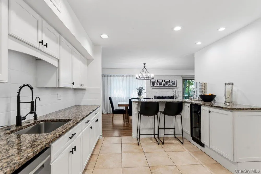 12 Cold Harbour Lane, Oyster Bay, NY, 4 Bedrooms Bedrooms, 8 Rooms Rooms,2 BathroomsBathrooms,Residential,For Rent,Cold Harbour,0,1011157 12 Cold Harbour Lane, Oyster Bay, NY, 4 Bedrooms Bedrooms, 8 Rooms Rooms,2 BathroomsBathrooms,Residential,For Rent,Cold Harbour,0,1011157