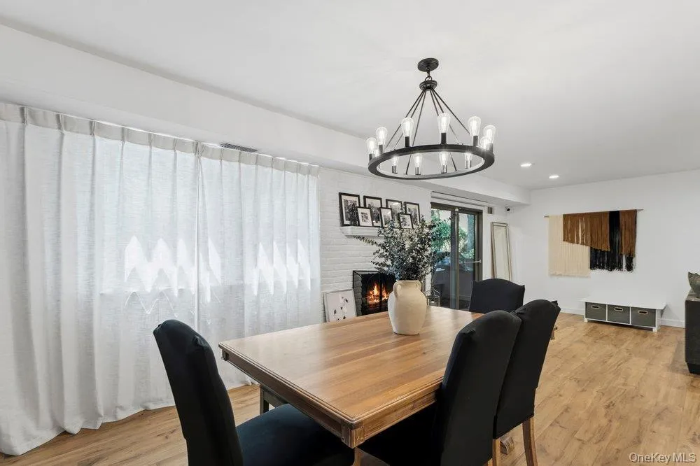 12 Cold Harbour Lane, Oyster Bay, NY, 4 Bedrooms Bedrooms, 8 Rooms Rooms,2 BathroomsBathrooms,Residential,For Rent,Cold Harbour,0,1011157 12 Cold Harbour Lane, Oyster Bay, NY, 4 Bedrooms Bedrooms, 8 Rooms Rooms,2 BathroomsBathrooms,Residential,For Rent,Cold Harbour,0,1011157