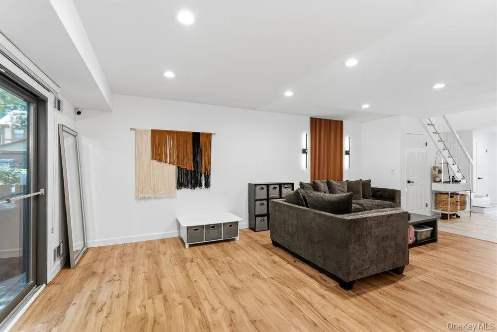 12 Cold Harbour Lane, Oyster Bay, NY, 4 Bedrooms Bedrooms, 8 Rooms Rooms,2 BathroomsBathrooms,Residential,For Rent,Cold Harbour,0,1011157 12 Cold Harbour Lane, Oyster Bay, NY, 4 Bedrooms Bedrooms, 8 Rooms Rooms,2 BathroomsBathrooms,Residential,For Rent,Cold Harbour,0,1011157