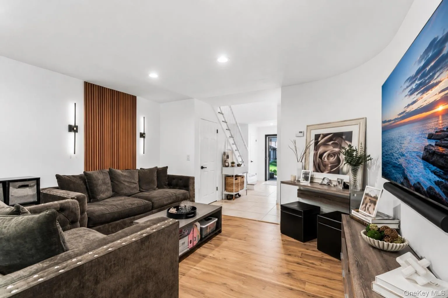12 Cold Harbour Lane, Oyster Bay, NY, 4 Bedrooms Bedrooms, 8 Rooms Rooms,2 BathroomsBathrooms,Residential,For Rent,Cold Harbour,0,1011157 12 Cold Harbour Lane, Oyster Bay, NY, 4 Bedrooms Bedrooms, 8 Rooms Rooms,2 BathroomsBathrooms,Residential,For Rent,Cold Harbour,0,1011157
