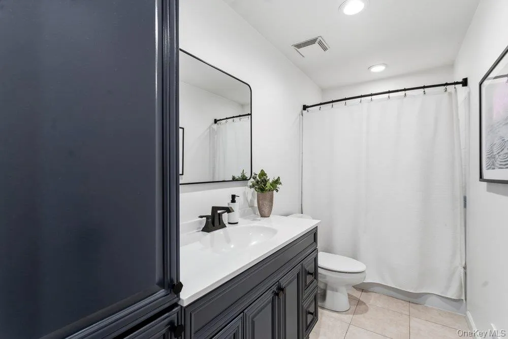 12 Cold Harbour Lane, Oyster Bay, NY, 4 Bedrooms Bedrooms, 8 Rooms Rooms,2 BathroomsBathrooms,Residential,For Rent,Cold Harbour,0,1011157 12 Cold Harbour Lane, Oyster Bay, NY, 4 Bedrooms Bedrooms, 8 Rooms Rooms,2 BathroomsBathrooms,Residential,For Rent,Cold Harbour,0,1011157
