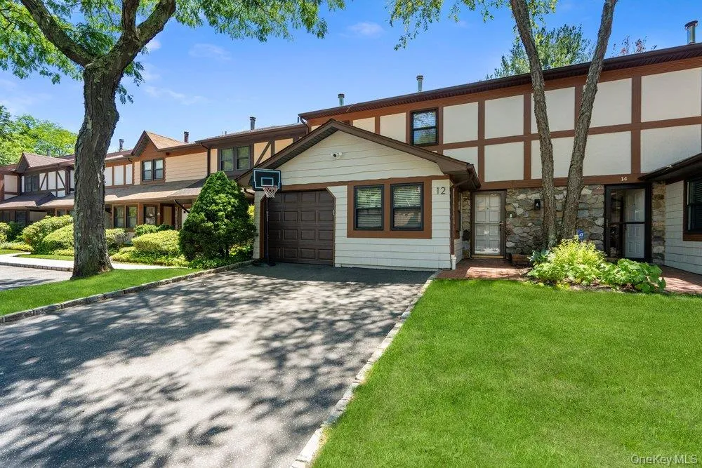 12 Cold Harbour Lane, Oyster Bay, NY, 4 Bedrooms Bedrooms, 8 Rooms Rooms,2 BathroomsBathrooms,Residential,For Rent,Cold Harbour,0,1011157 12 Cold Harbour Lane, Oyster Bay, NY, 4 Bedrooms Bedrooms, 8 Rooms Rooms,2 BathroomsBathrooms,Residential,For Rent,Cold Harbour,0,1011157