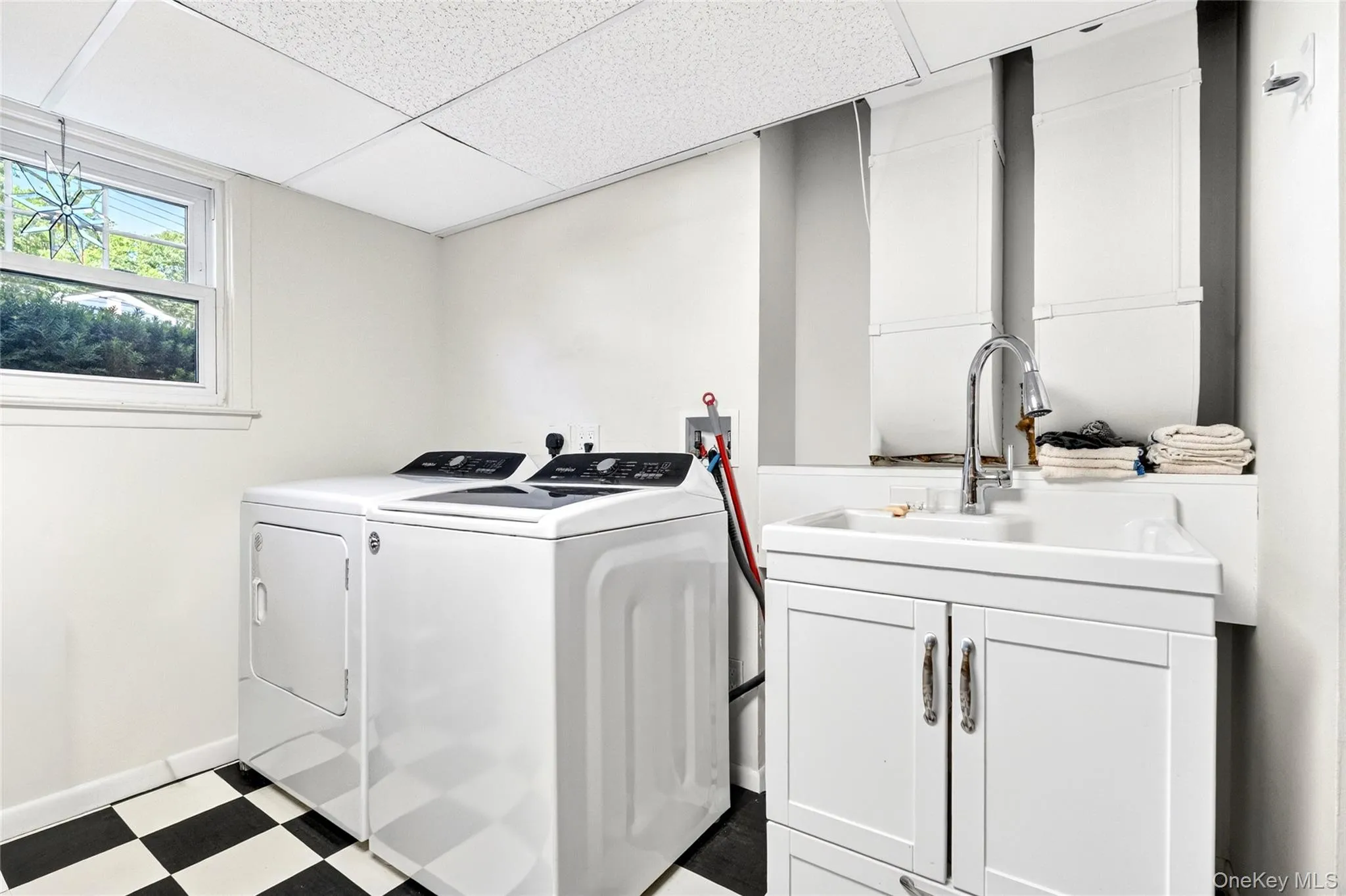 140 Saxon Drive, Mamaroneck, NY, 3 Bedrooms Bedrooms, 8 Rooms Rooms,2 BathroomsBathrooms,Residential,For Rent,Saxon,0,1011168 140 Saxon Drive, Mamaroneck, NY, 3 Bedrooms Bedrooms, 8 Rooms Rooms,2 BathroomsBathrooms,Residential,For Rent,Saxon,0,1011168