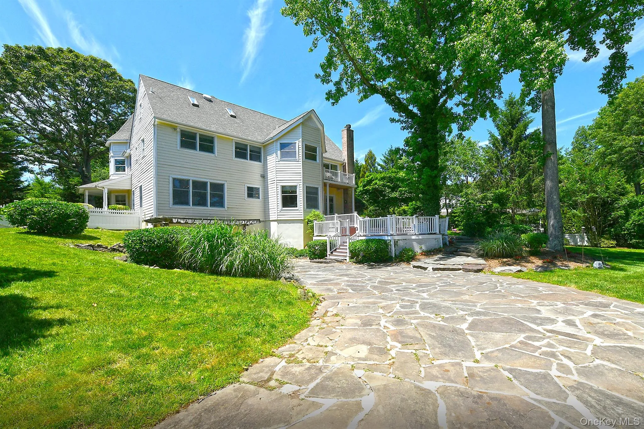 4 Hampton Court, Huntington, NY, 4 Bedrooms Bedrooms, 10 Rooms Rooms,4 BathroomsBathrooms,Residential,For Rent,Hampton,0,1011169 4 Hampton Court, Huntington, NY, 4 Bedrooms Bedrooms, 10 Rooms Rooms,4 BathroomsBathrooms,Residential,For Rent,Hampton,0,1011169