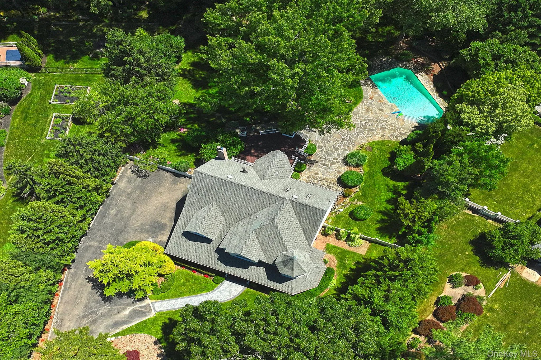 4 Hampton Court, Huntington, NY, 4 Bedrooms Bedrooms, 10 Rooms Rooms,4 BathroomsBathrooms,Residential,For Rent,Hampton,0,1011169 4 Hampton Court, Huntington, NY, 4 Bedrooms Bedrooms, 10 Rooms Rooms,4 BathroomsBathrooms,Residential,For Rent,Hampton,0,1011169