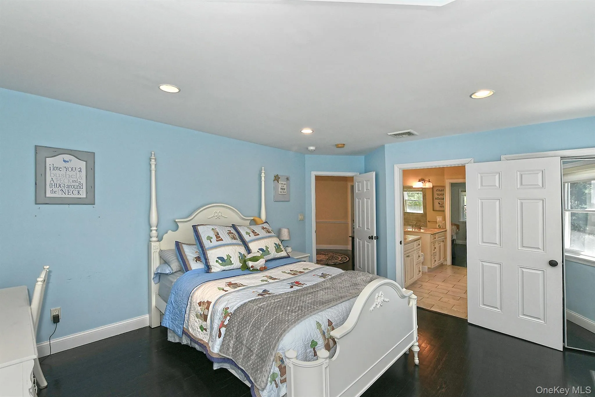 4 Hampton Court, Huntington, NY, 4 Bedrooms Bedrooms, 10 Rooms Rooms,4 BathroomsBathrooms,Residential,For Rent,Hampton,0,1011169 4 Hampton Court, Huntington, NY, 4 Bedrooms Bedrooms, 10 Rooms Rooms,4 BathroomsBathrooms,Residential,For Rent,Hampton,0,1011169